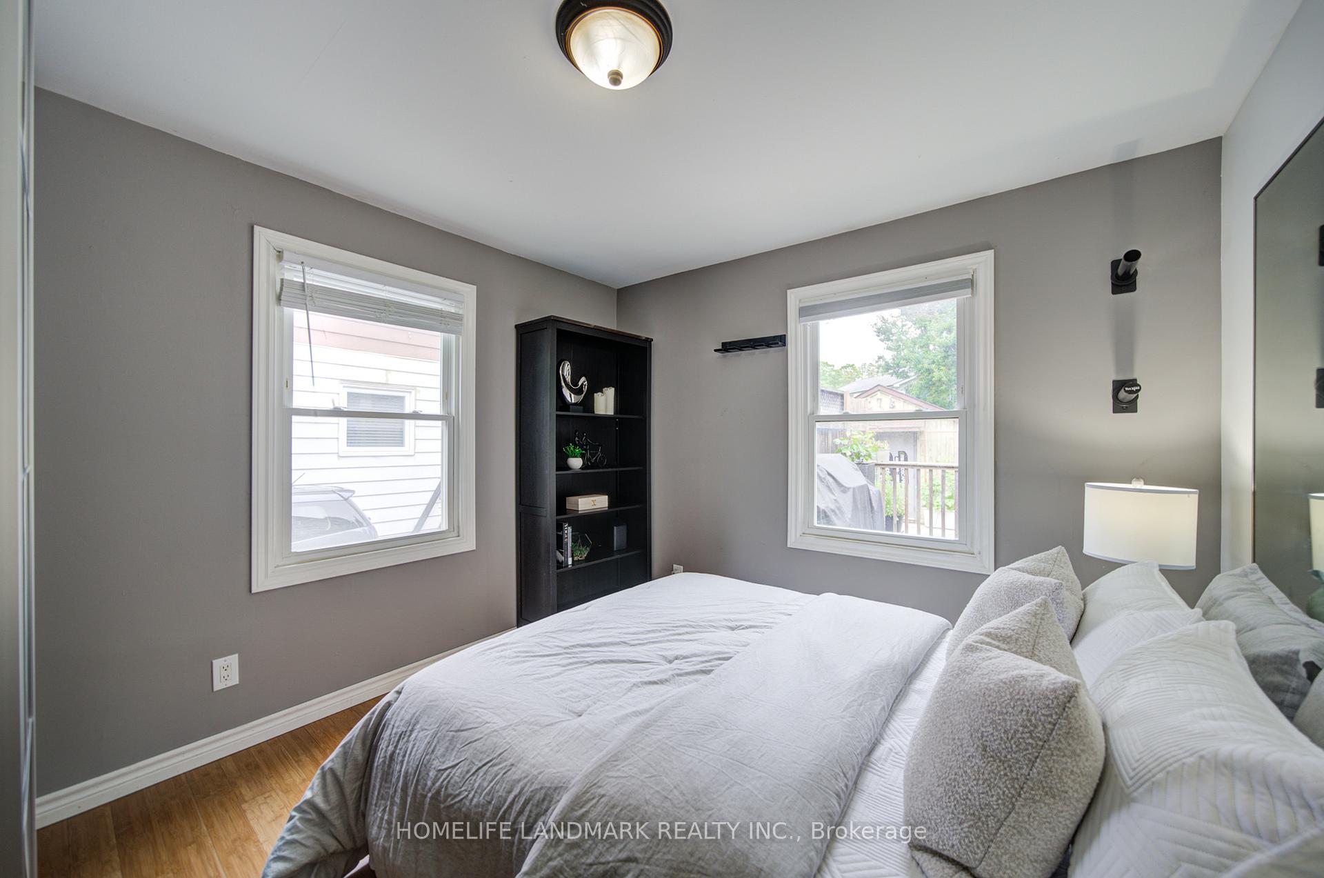 Photo 11 of 16 Warvet Crescent, Toronto, O'Connor-Parkview — HOMEH
