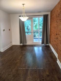Photo 4 of Unit 3, 129 Walmer Road, Toronto, The Annex — HOMEH