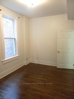 Photo 6 of Unit 3, 129 Walmer Road, Toronto, The Annex — HOMEH