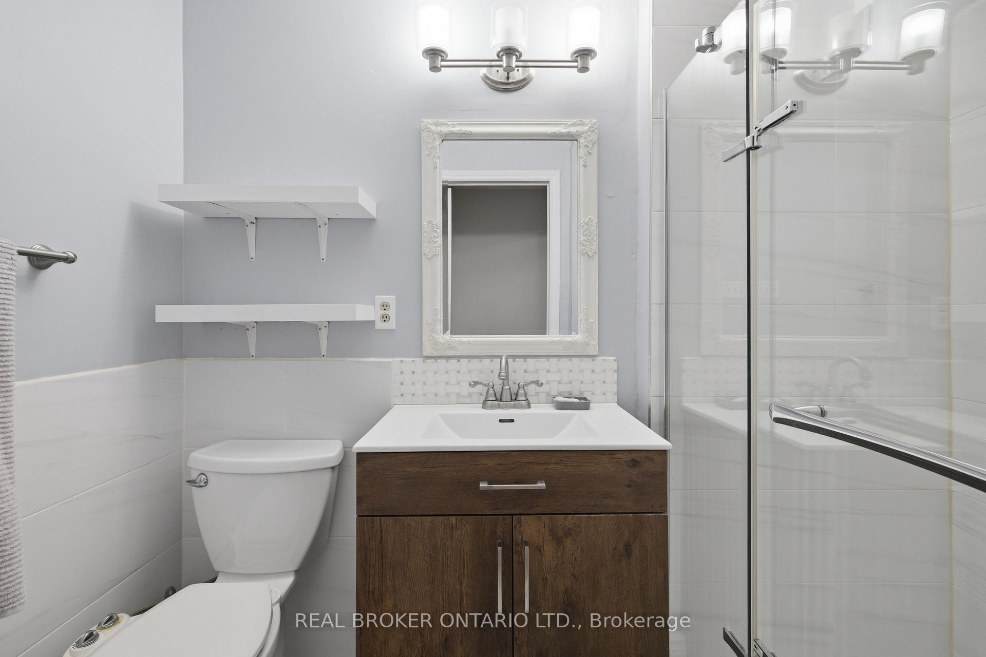 Photo 16 of 1356 Mapleridge Crescent, Oakville, Glen Abbey — HOMEH