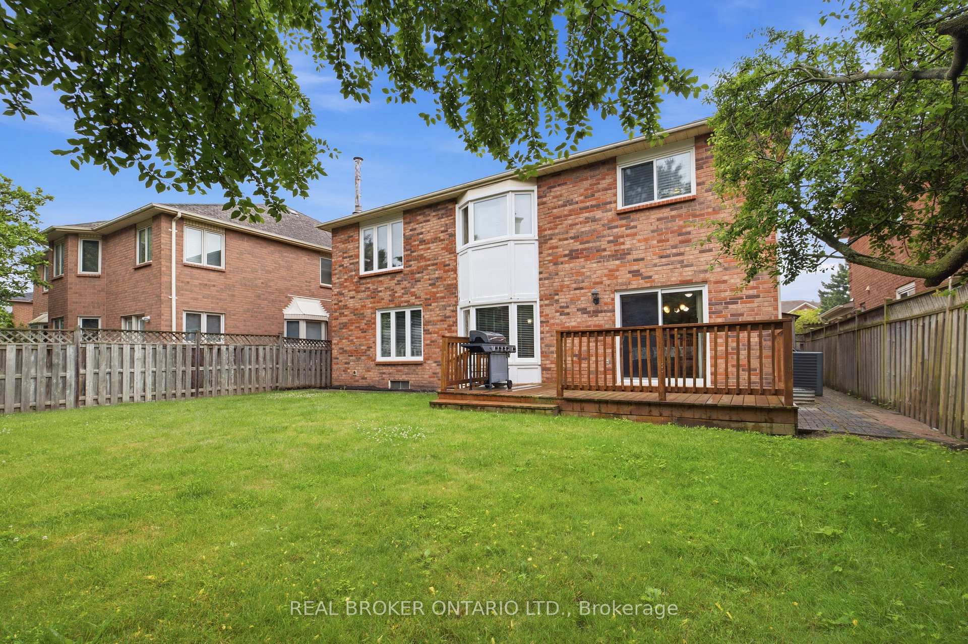 Photo 39 of 1356 Mapleridge Crescent, Oakville, Glen Abbey — HOMEH