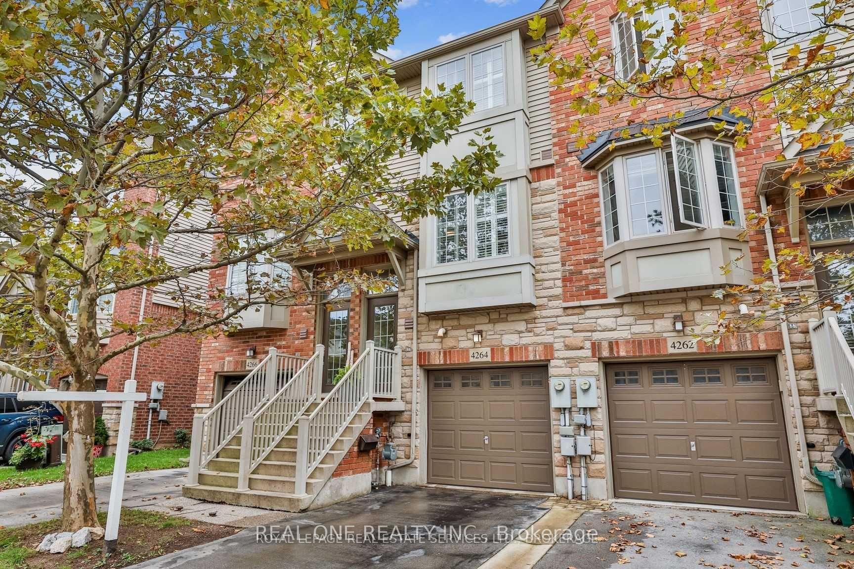 Photo 1 of 4264 Ingram common, Burlington, Shoreacres — HOMEH