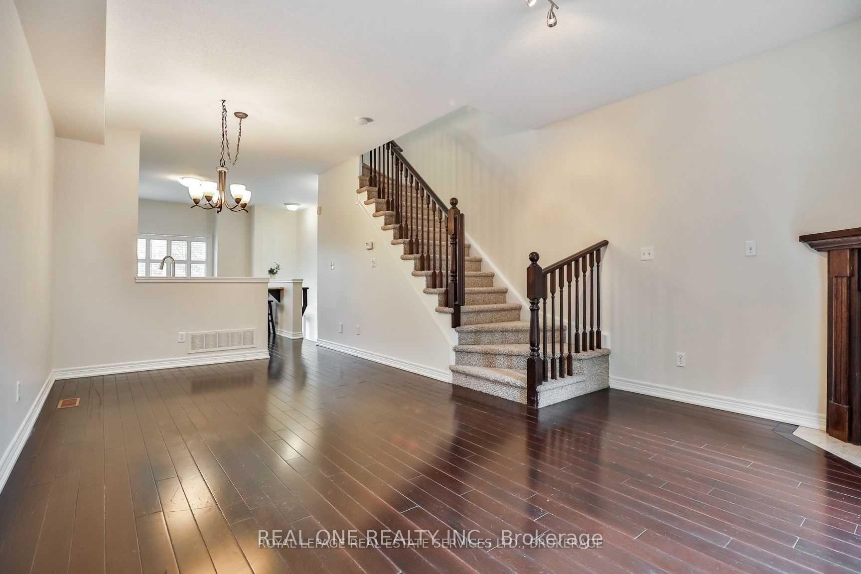 Photo 9 of 4264 Ingram common, Burlington, Shoreacres — HOMEH