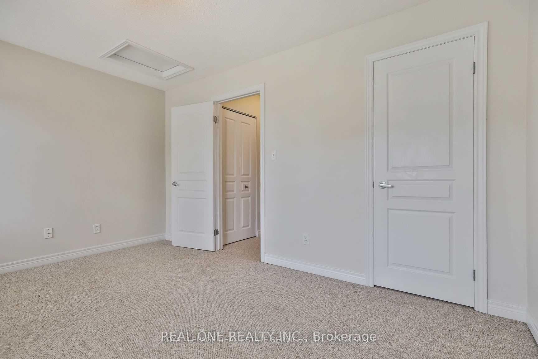 Photo 13 of 4264 Ingram common, Burlington, Shoreacres — HOMEH