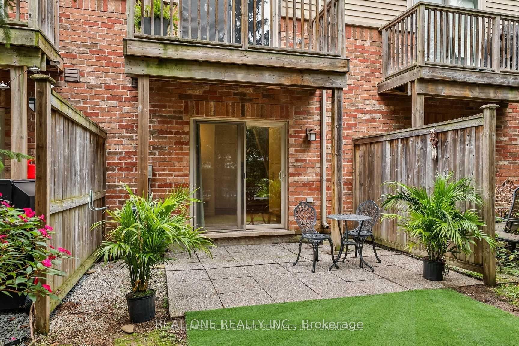 Photo 23 of 4264 Ingram common, Burlington, Shoreacres — HOMEH