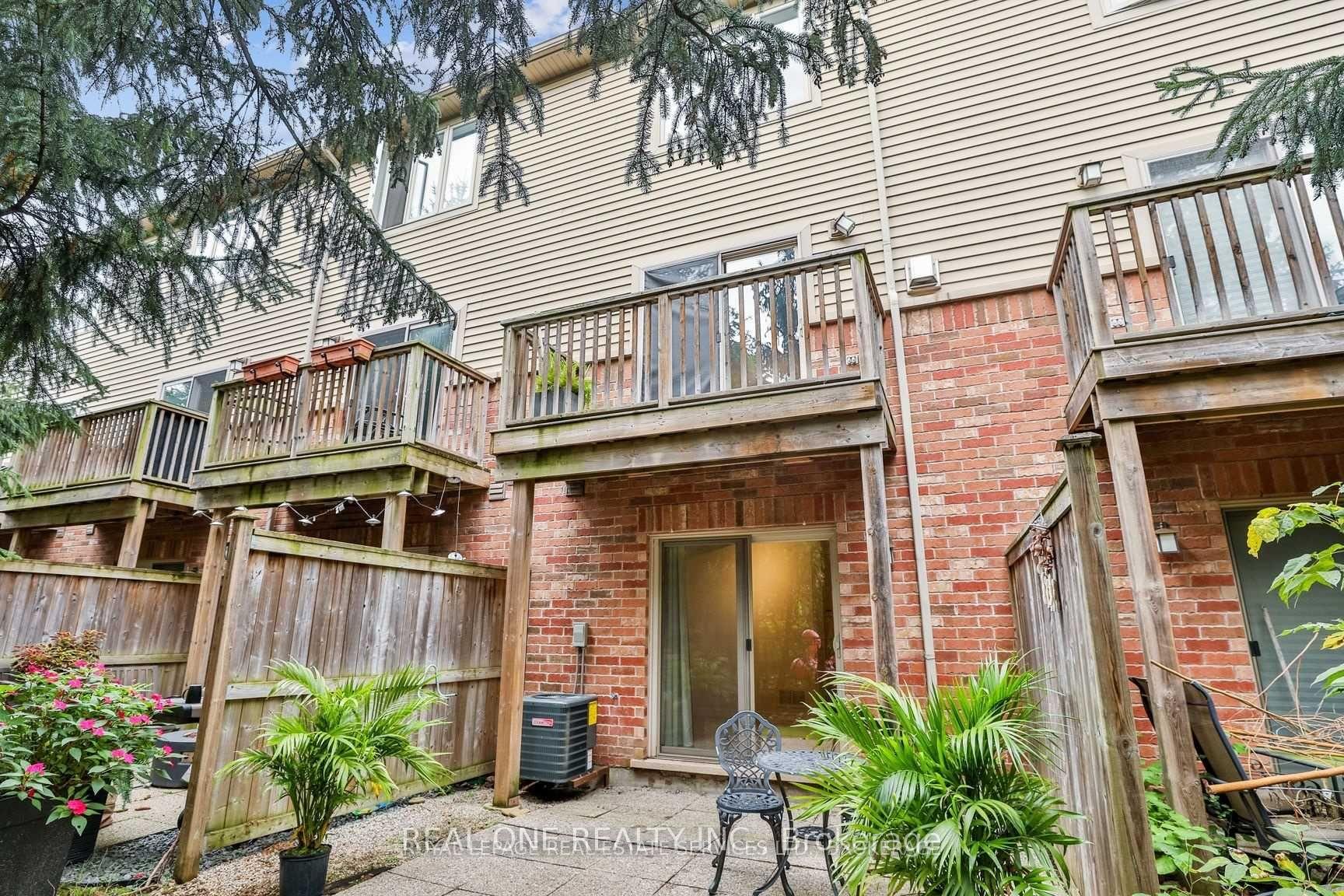 Photo 25 of 4264 Ingram common, Burlington, Shoreacres — HOMEH