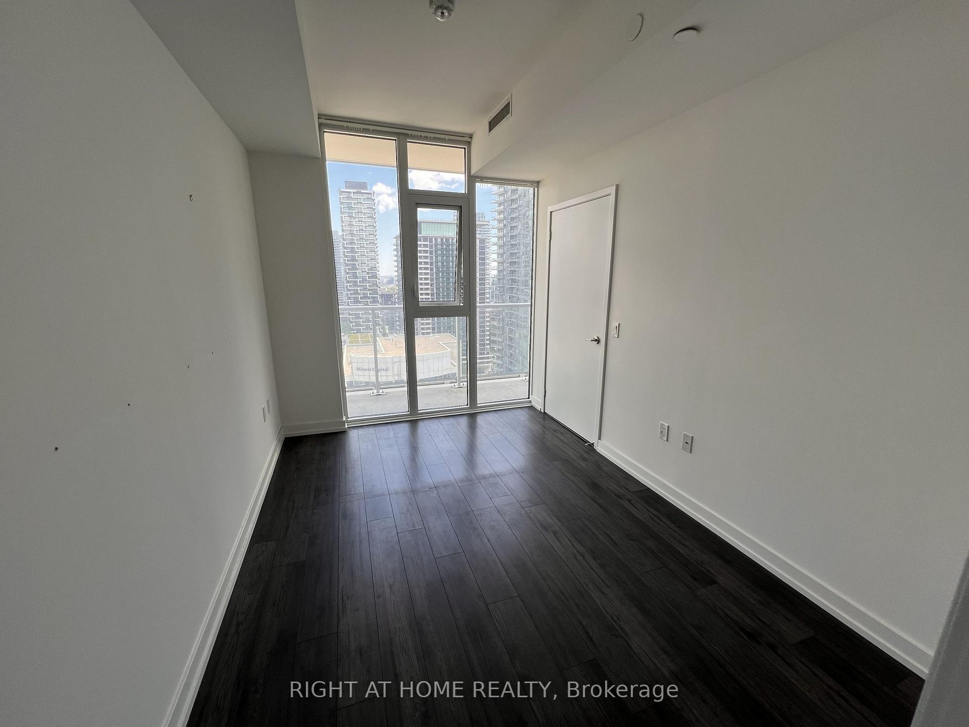 Photo 5 of Unit 1805, 33 Helendale Avenue, Toronto, Yonge-Eglinton — HOMEH