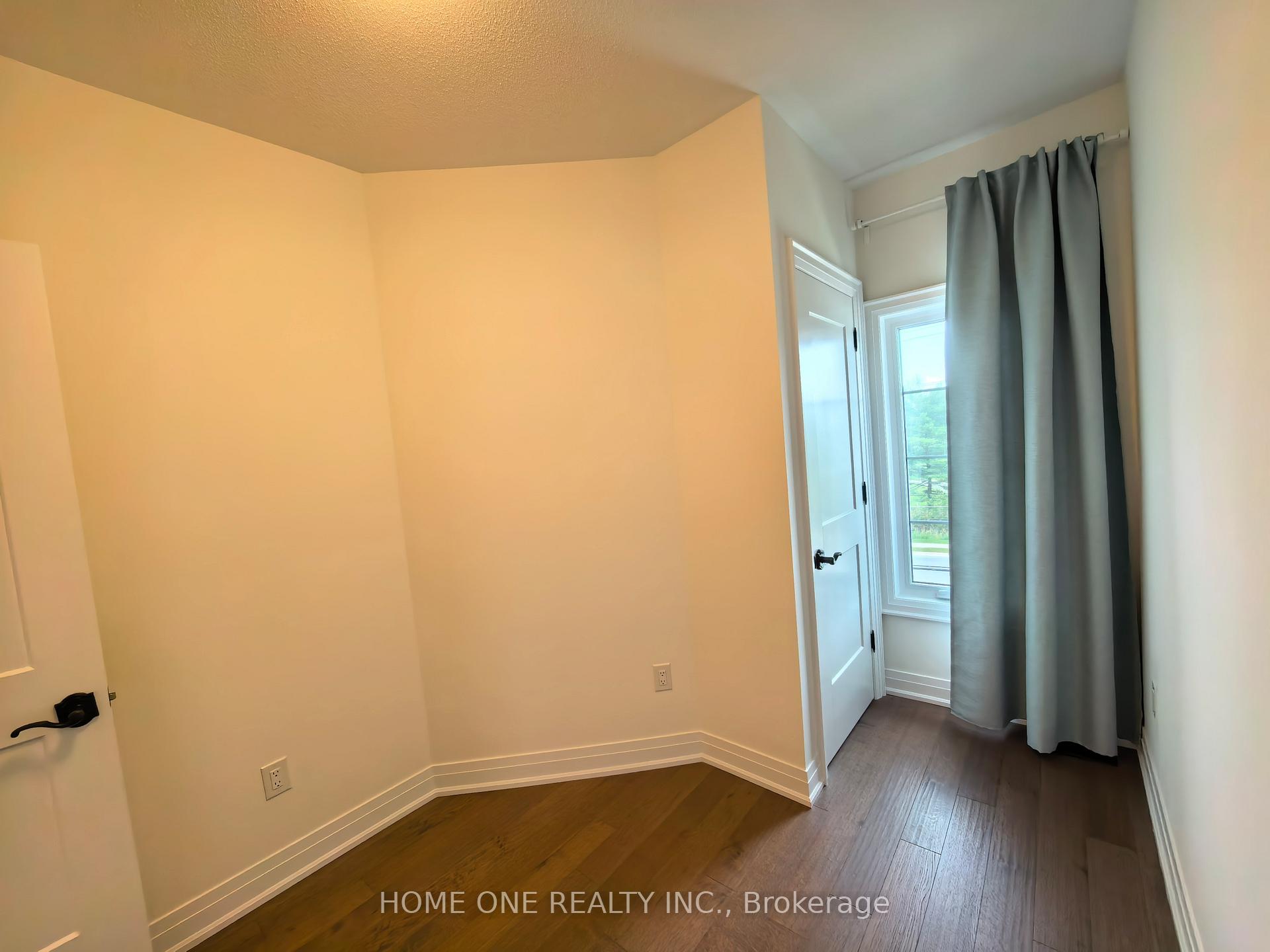Photo 13 of 4239 Major Mackenzie Drive E, Markham, Angus Glen — HOMEH