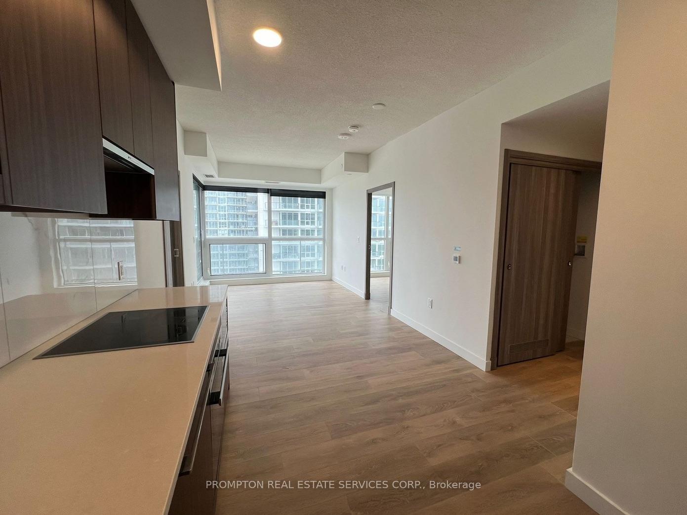 Photo 5 of Unit 2012, 27 Mcmahon Drive, North York, Bayview Village — HOMEH