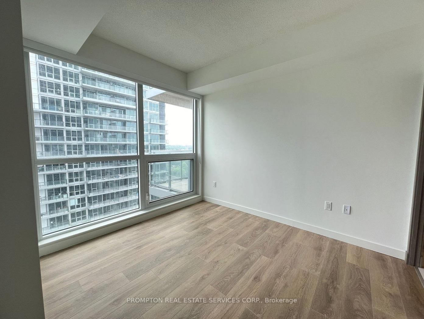Photo 8 of Unit 2012, 27 Mcmahon Drive, North York, Bayview Village — HOMEH