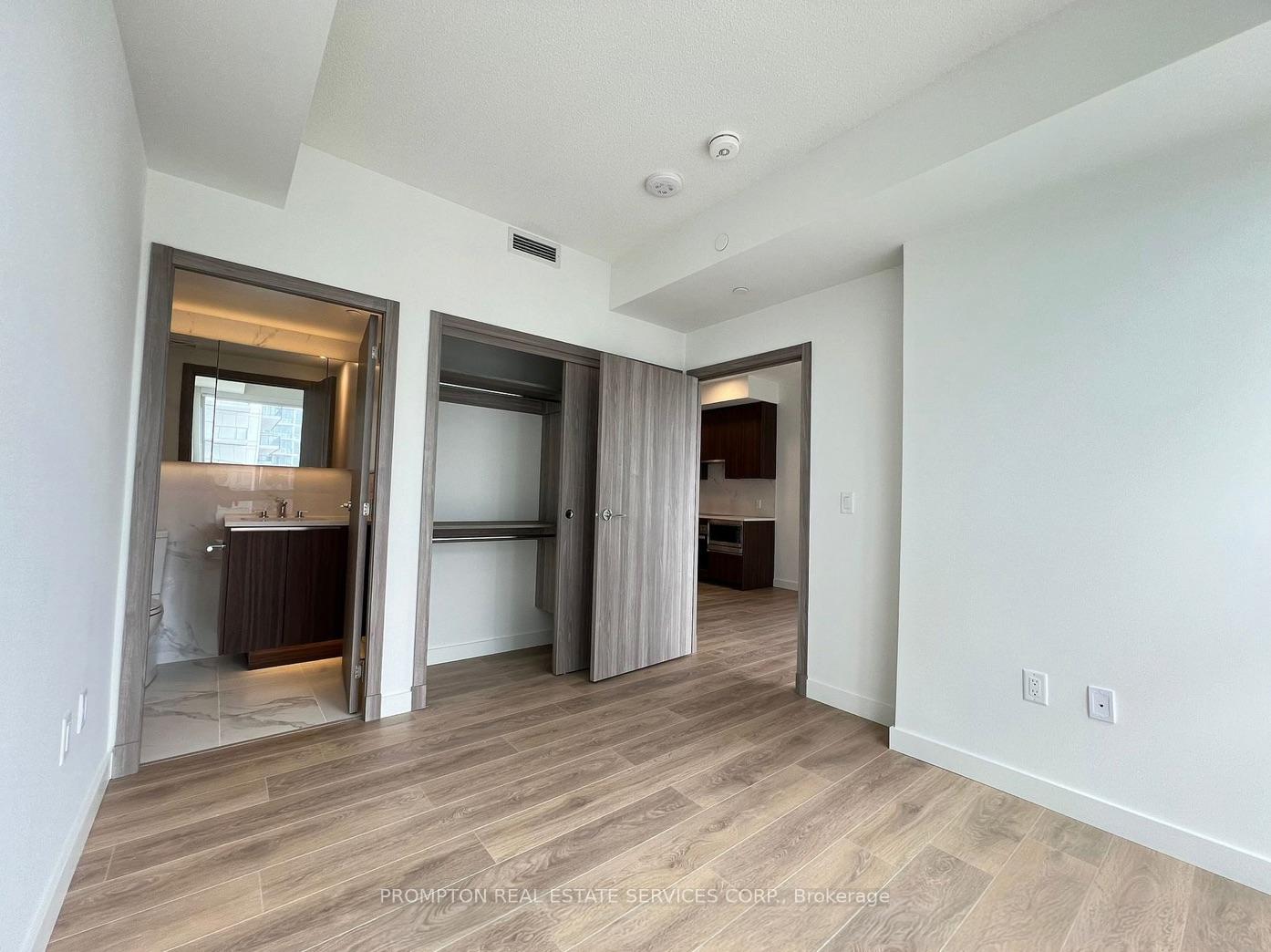 Photo 9 of Unit 2012, 27 Mcmahon Drive, North York, Bayview Village — HOMEH