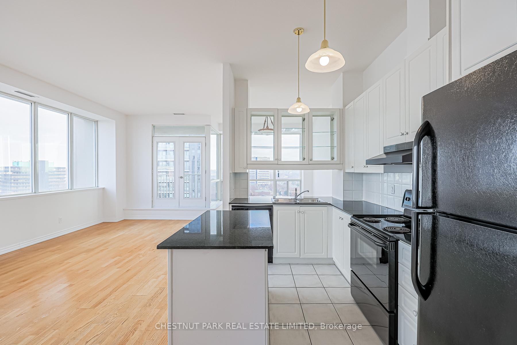 Photo 8 of Unit 808, 797 Don Mills Road, Toronto, Flemingdon Park — HOMEH
