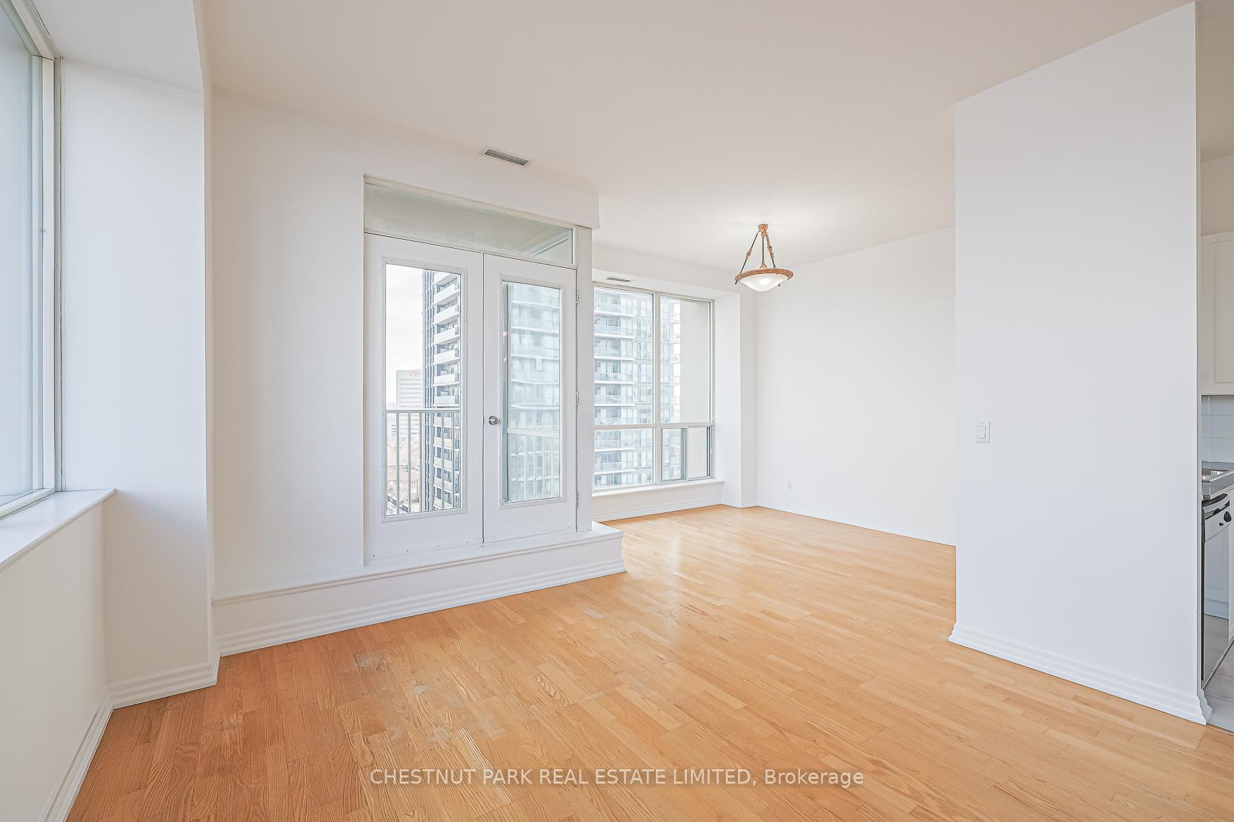 Photo 9 of Unit 808, 797 Don Mills Road, Toronto, Flemingdon Park — HOMEH