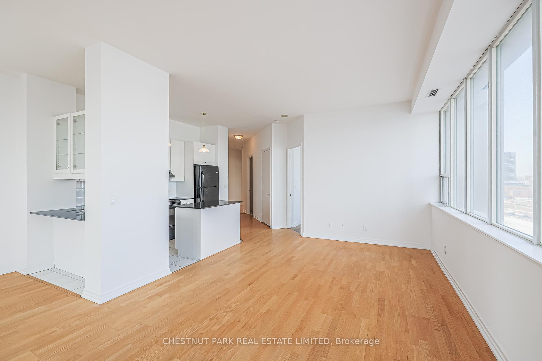 Photo 6 of Unit 808, 797 Don Mills Road, Toronto, Flemingdon Park — HOMEH