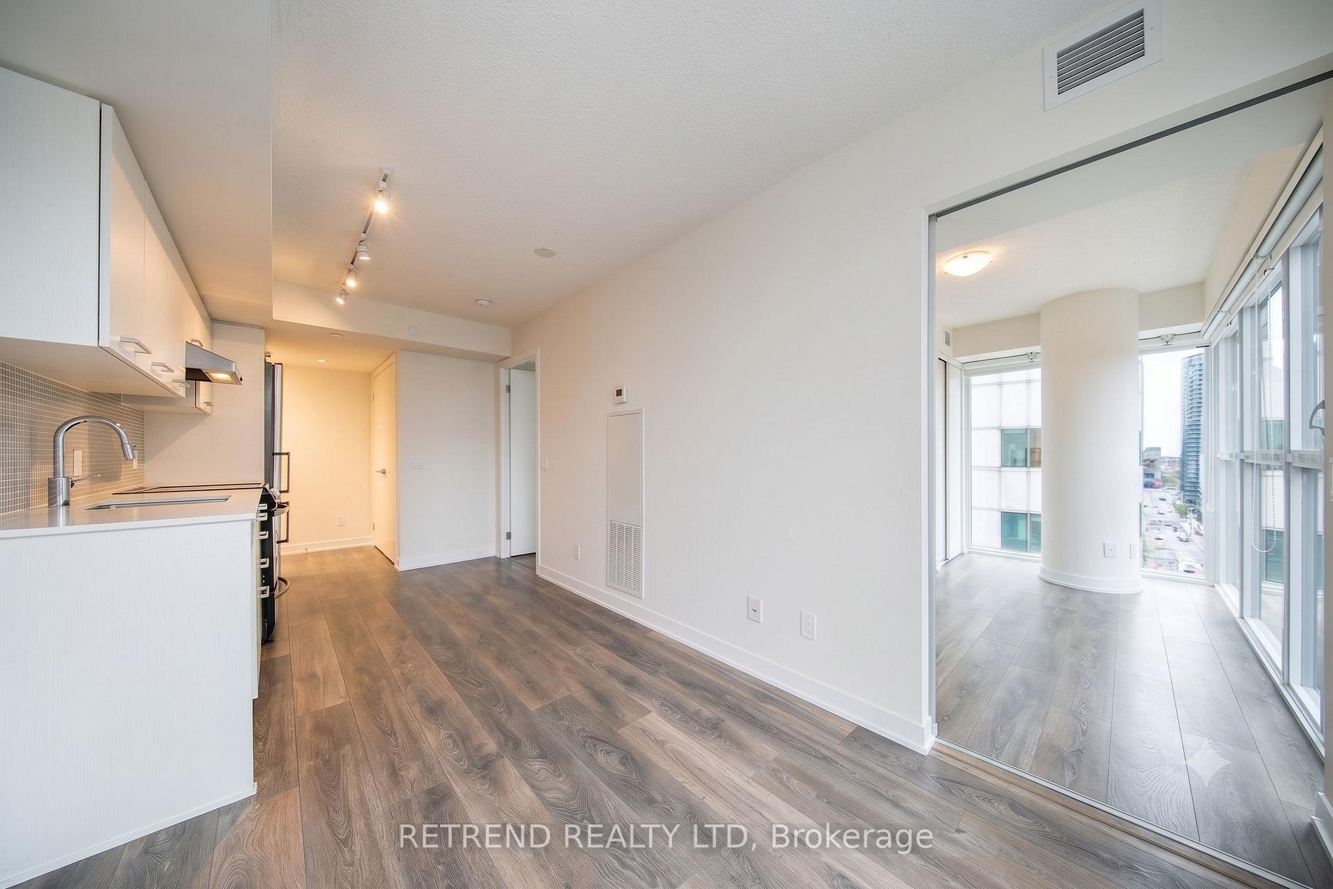 Photo 4 of Unit 1403, 87 peter Street, Toronto, Waterfront Communities — HOMEH