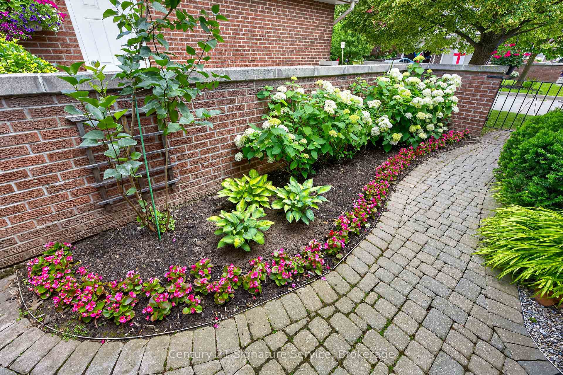 Photo 5 of 5183 Banting Court, Burlington, Appleby — HOMEH