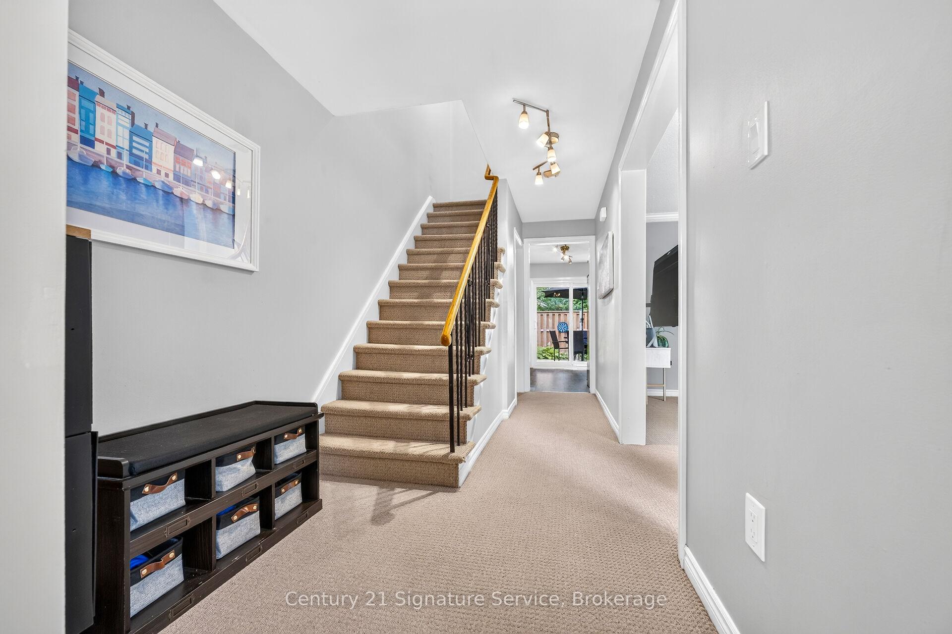 Photo 8 of 5183 Banting Court, Burlington, Appleby — HOMEH
