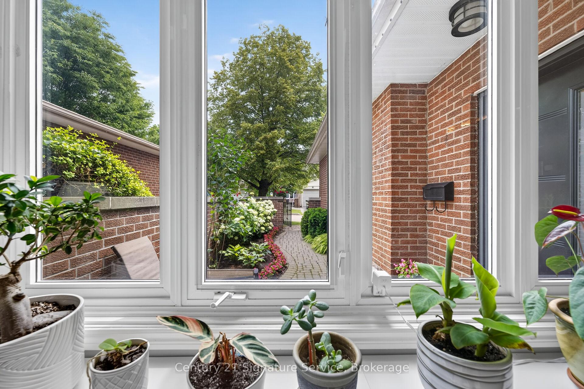Photo 13 of 5183 Banting Court, Burlington, Appleby — HOMEH