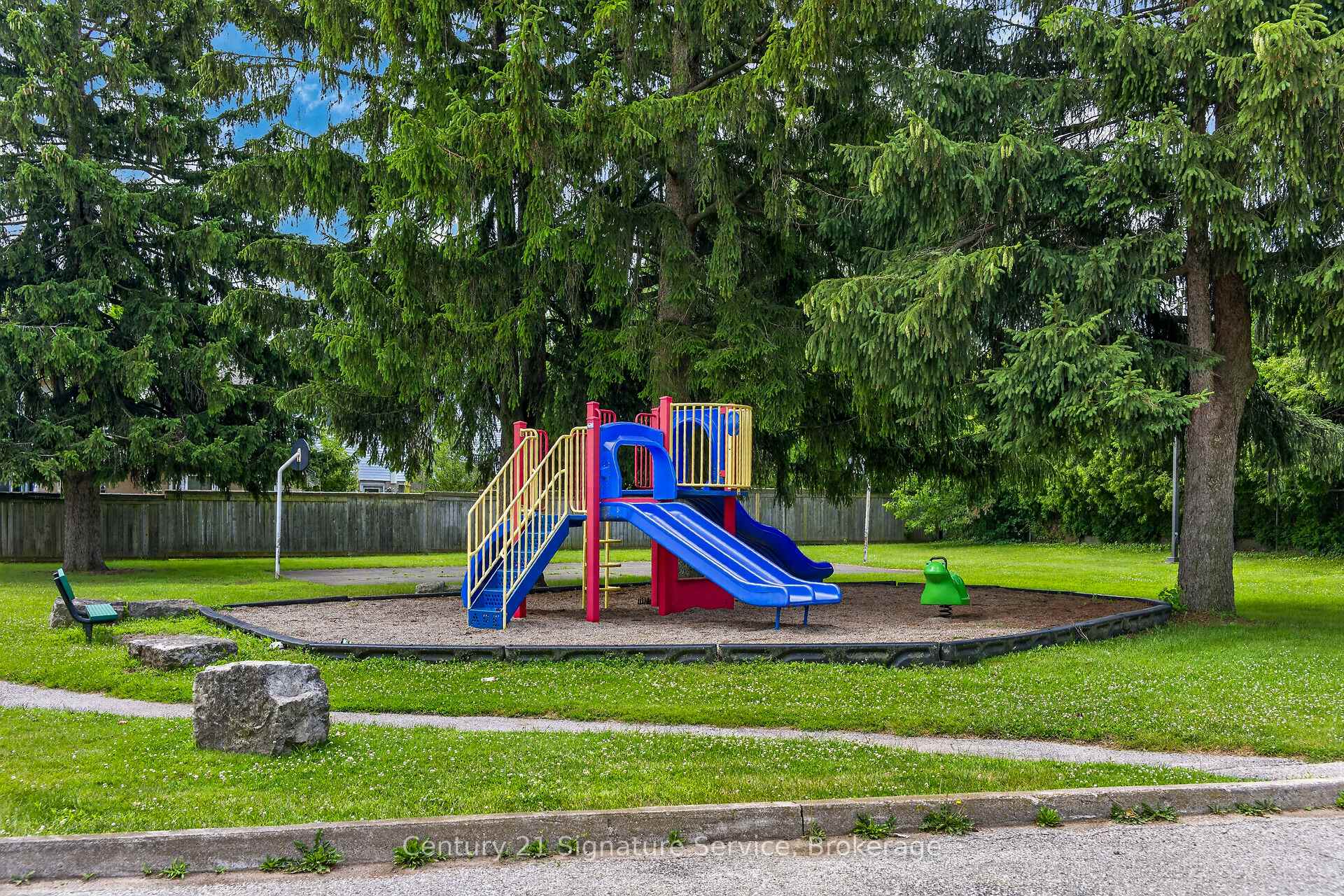 Photo 49 of 5183 Banting Court, Burlington, Appleby — HOMEH