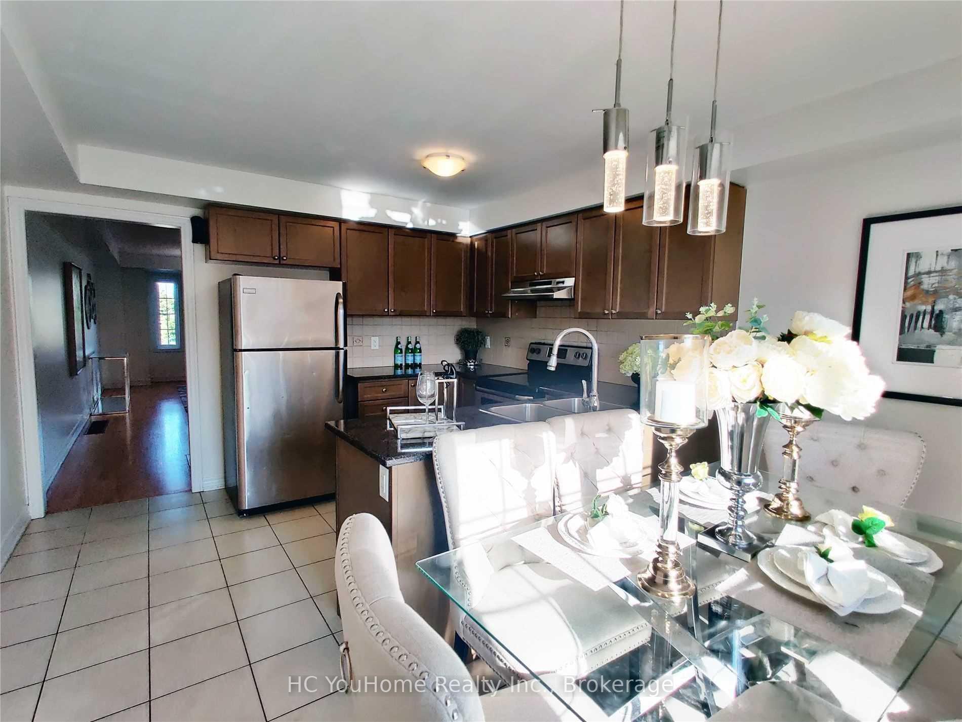 Photo 7 of 9908 Mccowan Road, Markham, Berczy — HOMEH