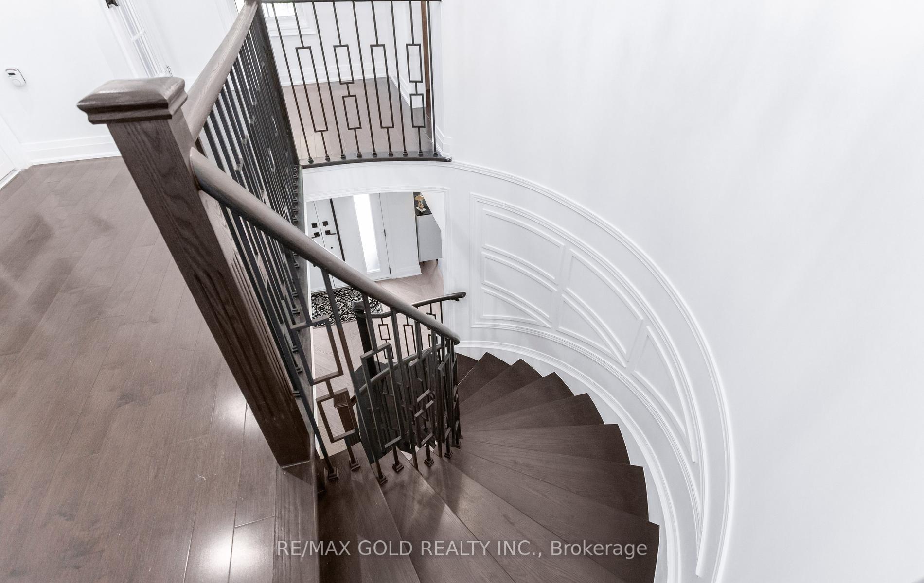 Photo 27 of 33 Nina Place, Brampton, Fletcher's Meadow — HOMEH