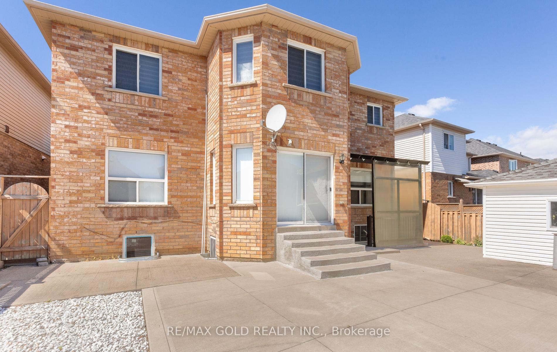 Photo 47 of 33 Nina Place, Brampton, Fletcher's Meadow — HOMEH