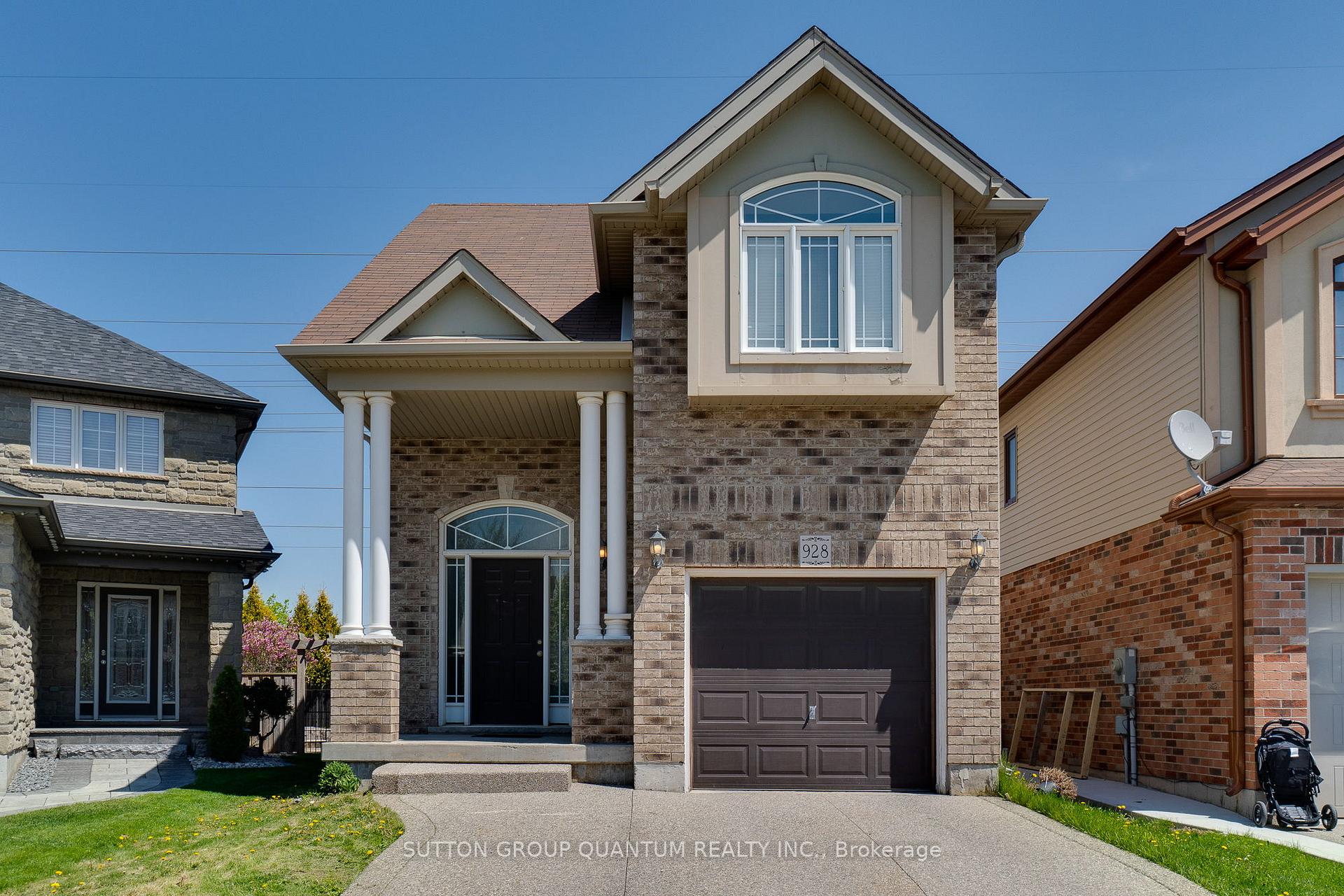 Photo of 928 Dunblane Court