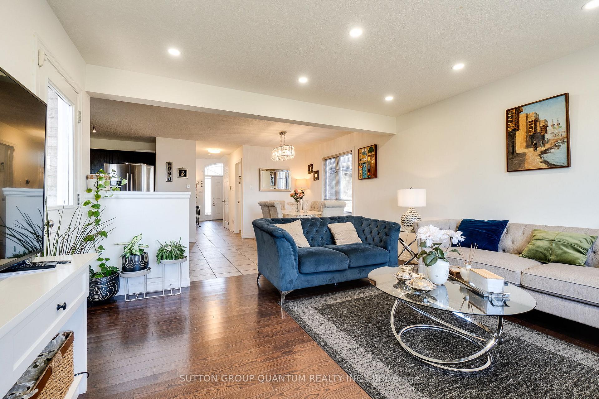 Photo 11 of 928 Dunblane Court, Kitchener, Huron Park — HOMEH