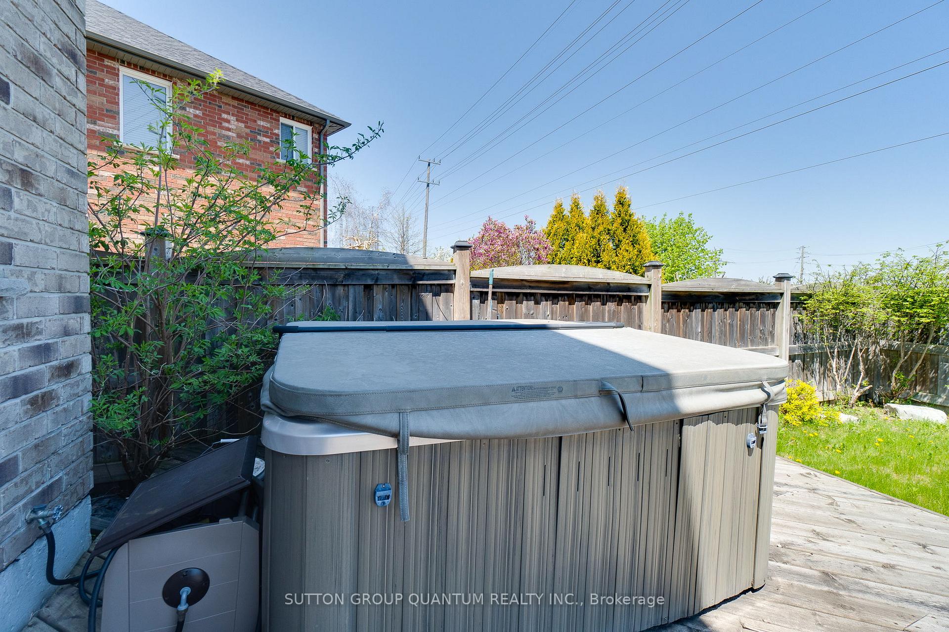 Photo 39 of 928 Dunblane Court, Kitchener, Huron Park — HOMEH