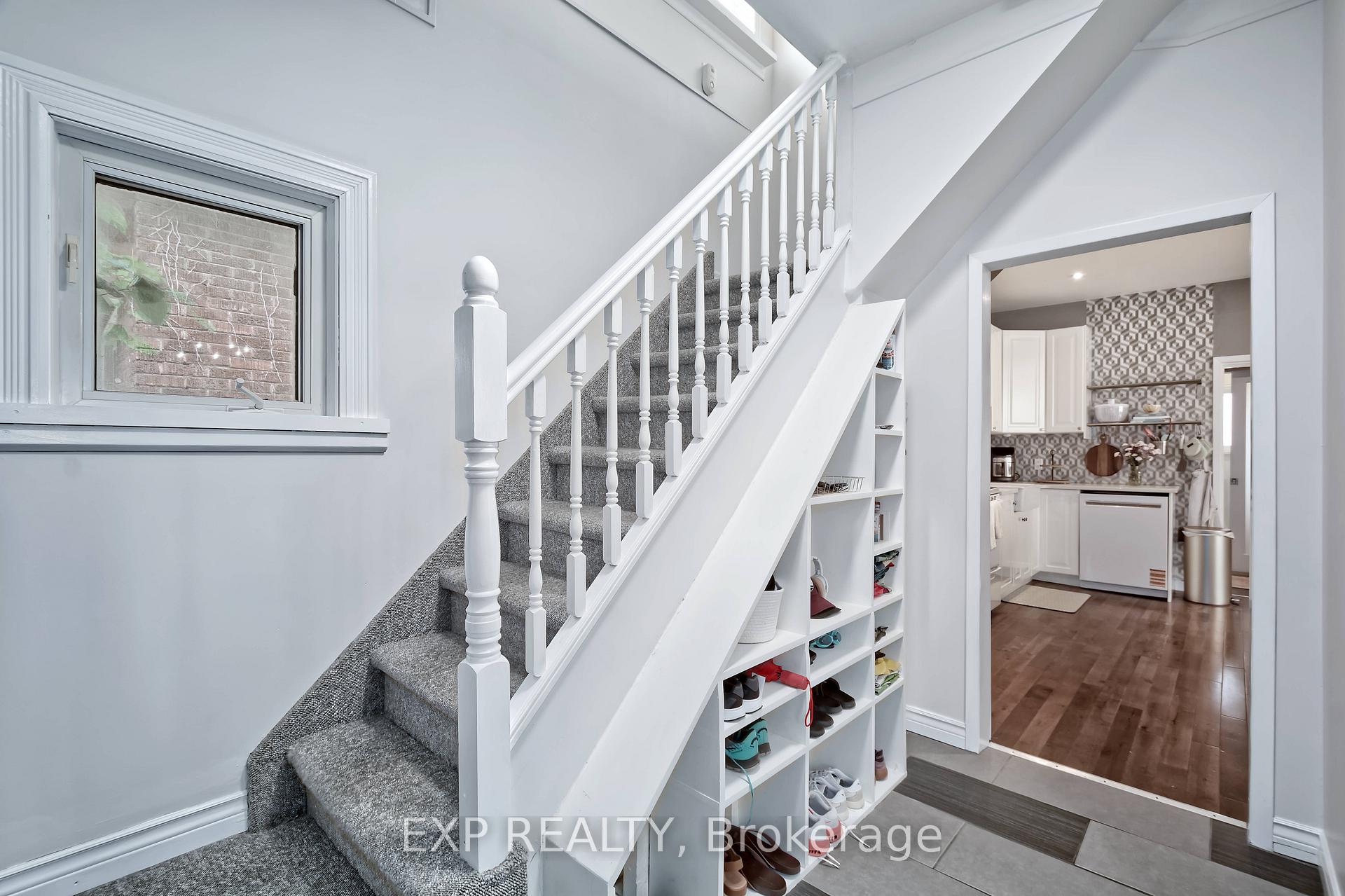 Photo 3 of 49 Euclid Avenue, London, South F — HOMEH