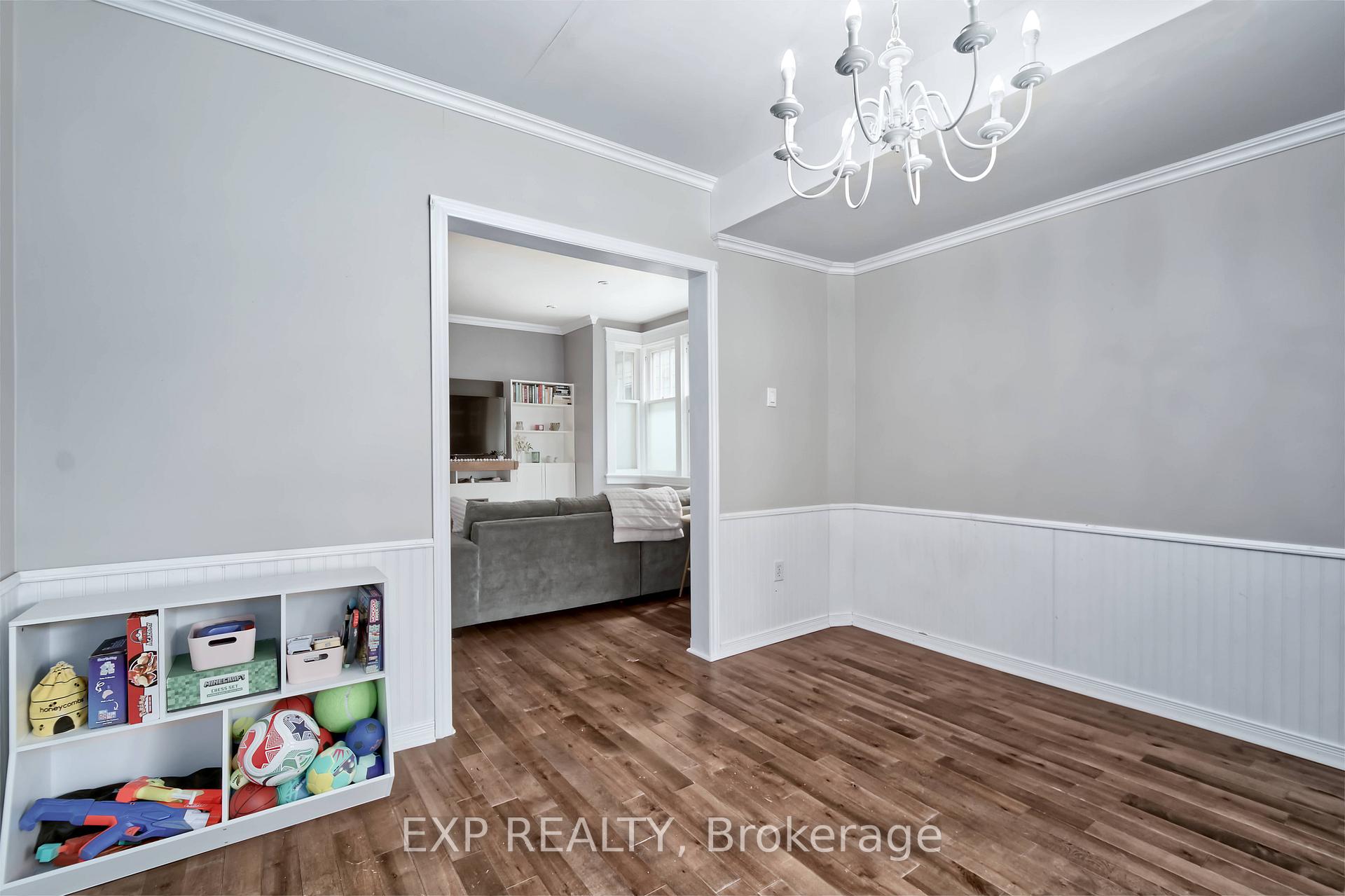 Photo 5 of 49 Euclid Avenue, London, South F — HOMEH