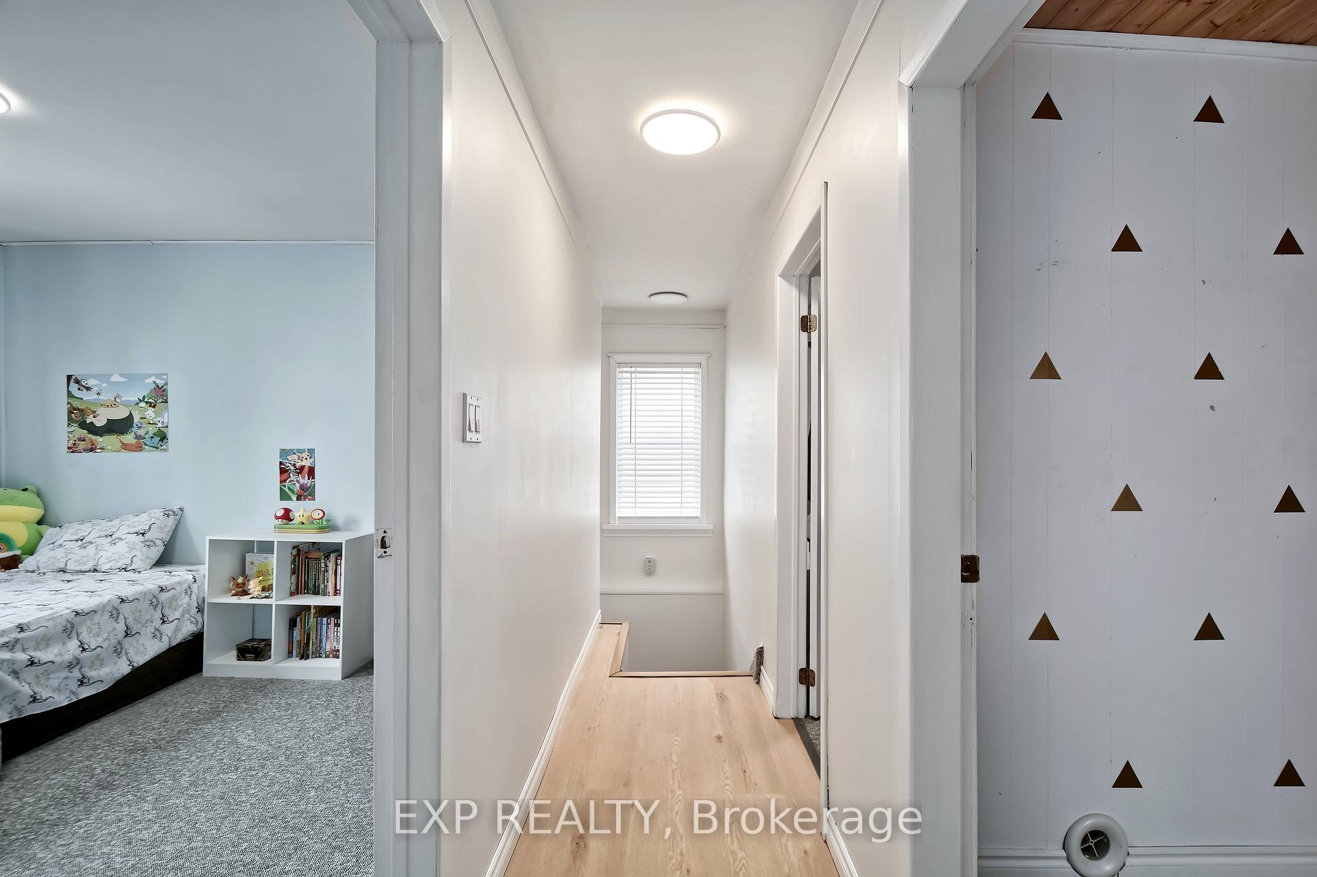 Photo 16 of 49 Euclid Avenue, London, South F — HOMEH