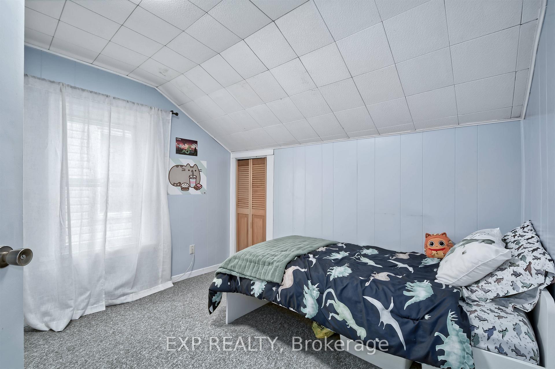 Photo 24 of 49 Euclid Avenue, London, South F — HOMEH