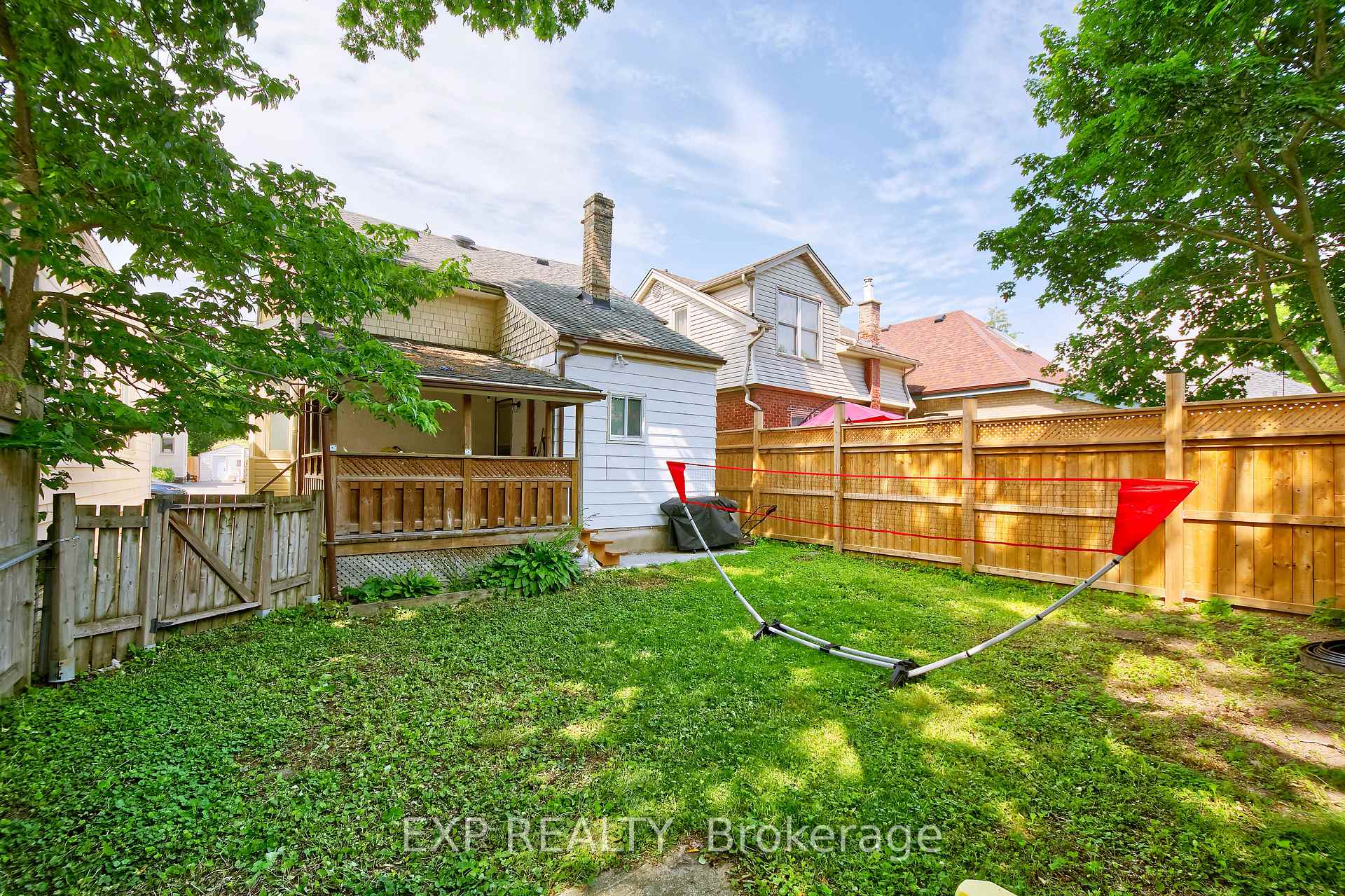 Photo 31 of 49 Euclid Avenue, London, South F — HOMEH