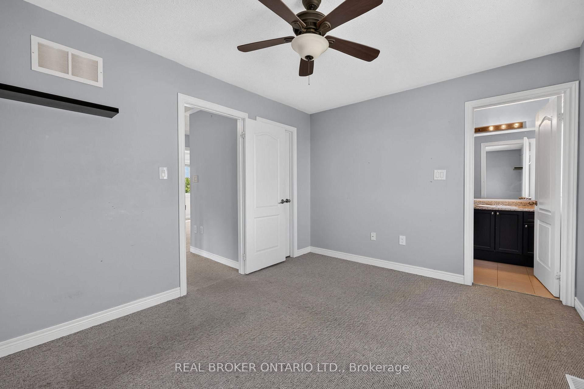 Photo 18 of 44 Pearcey Crescent, Barrie, Bayfield — HOMEH