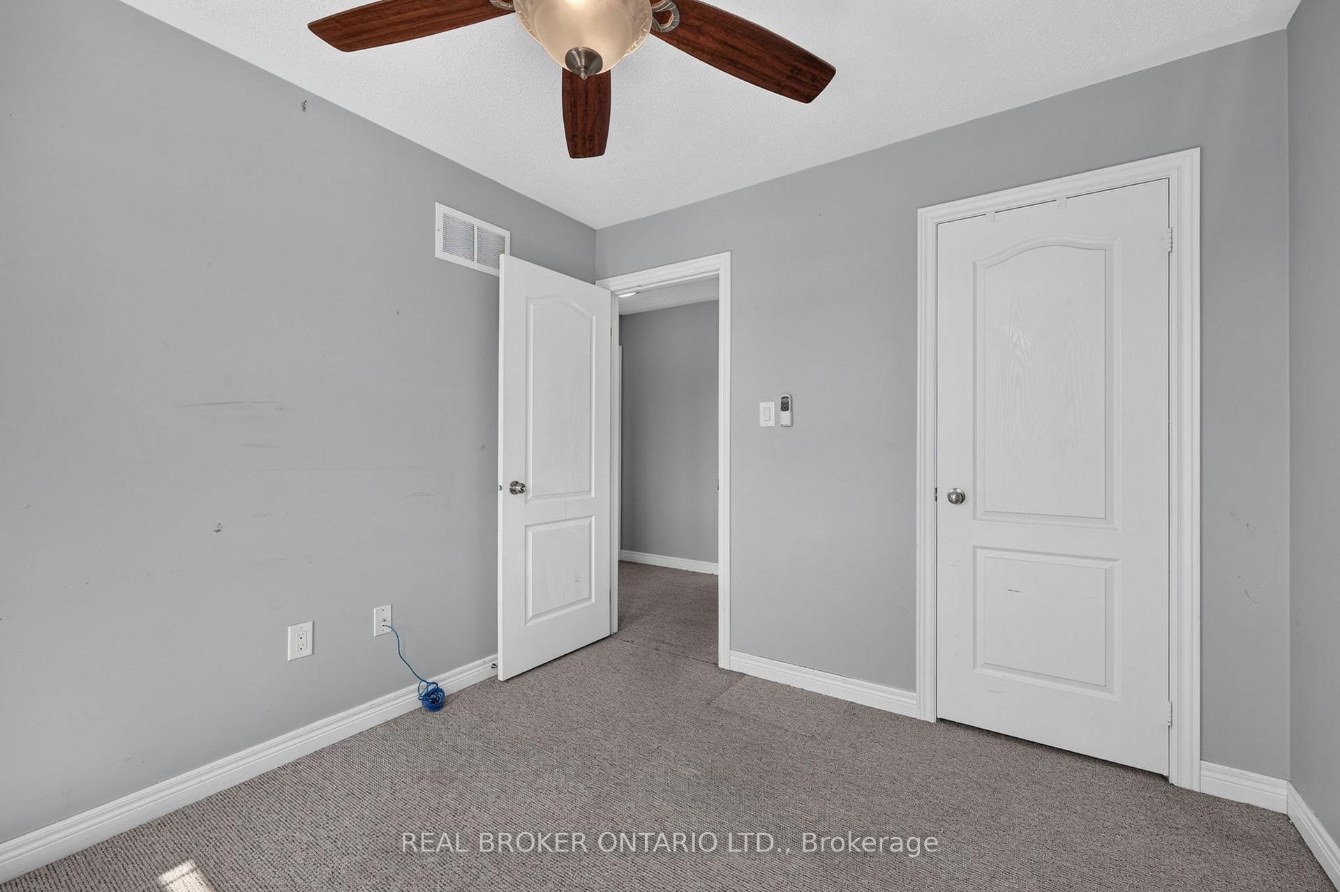 Photo 24 of 44 Pearcey Crescent, Barrie, Bayfield — HOMEH