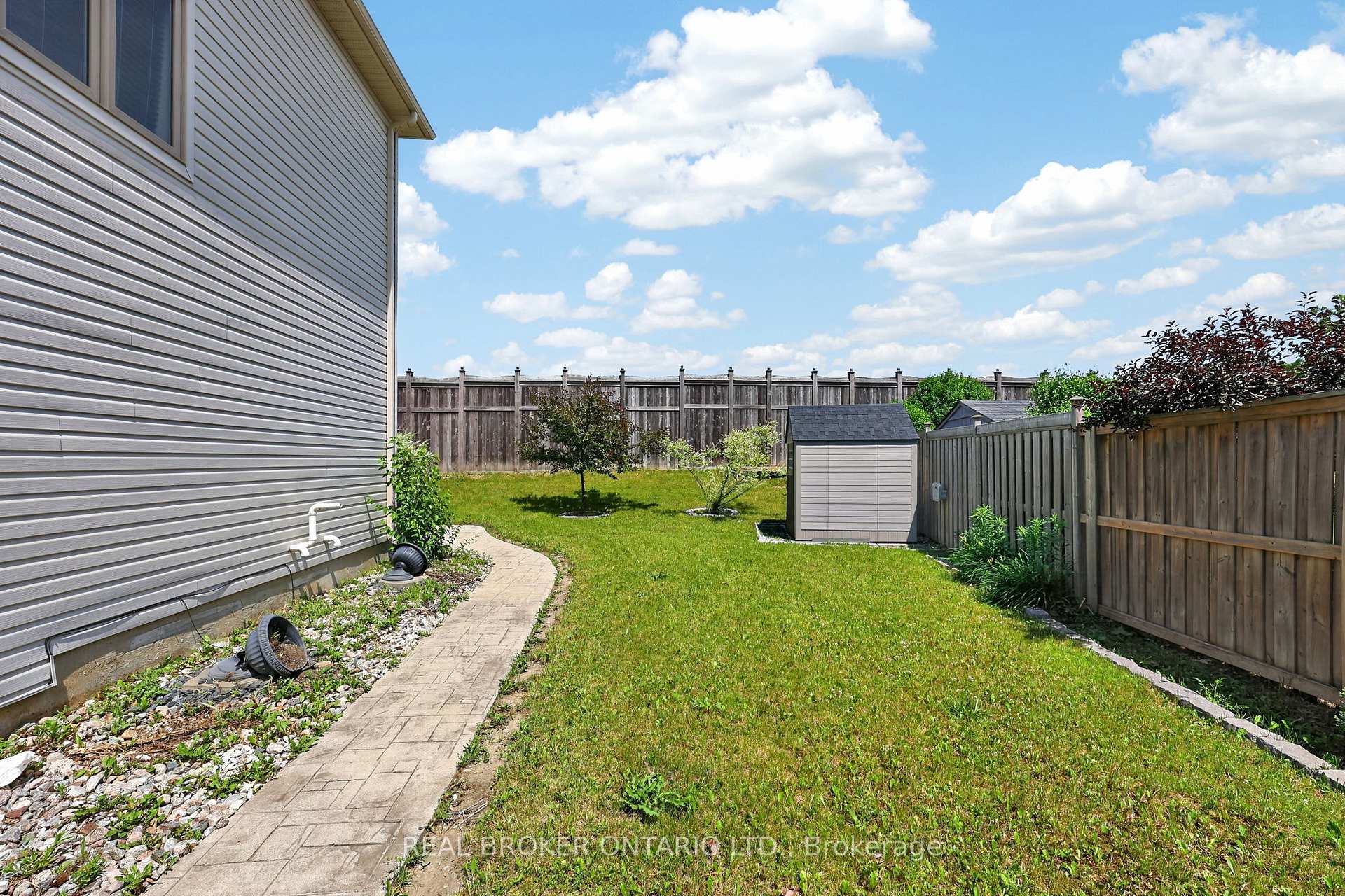 Photo 27 of 44 Pearcey Crescent, Barrie, Bayfield — HOMEH