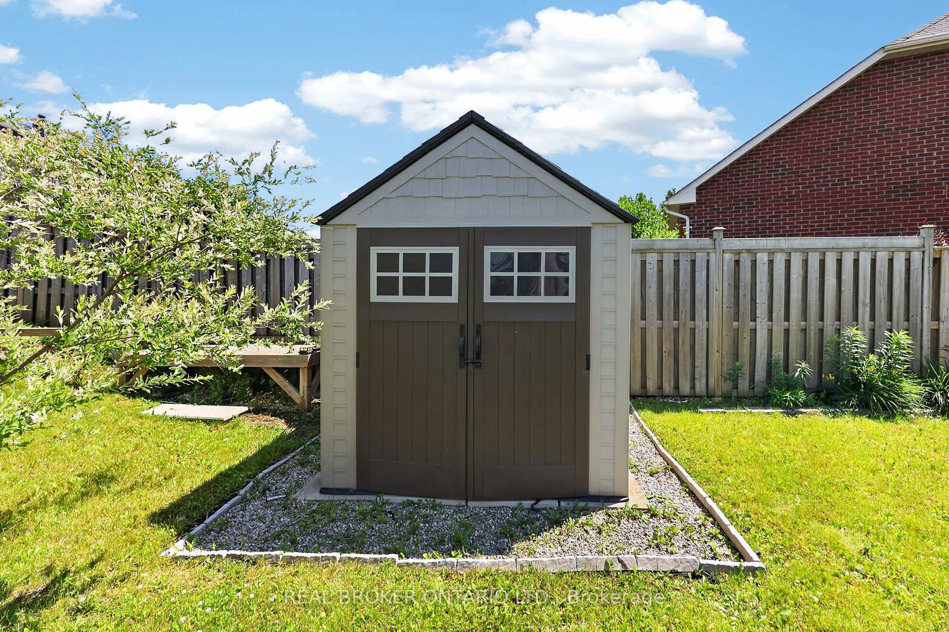 Photo 31 of 44 Pearcey Crescent, Barrie, Bayfield — HOMEH