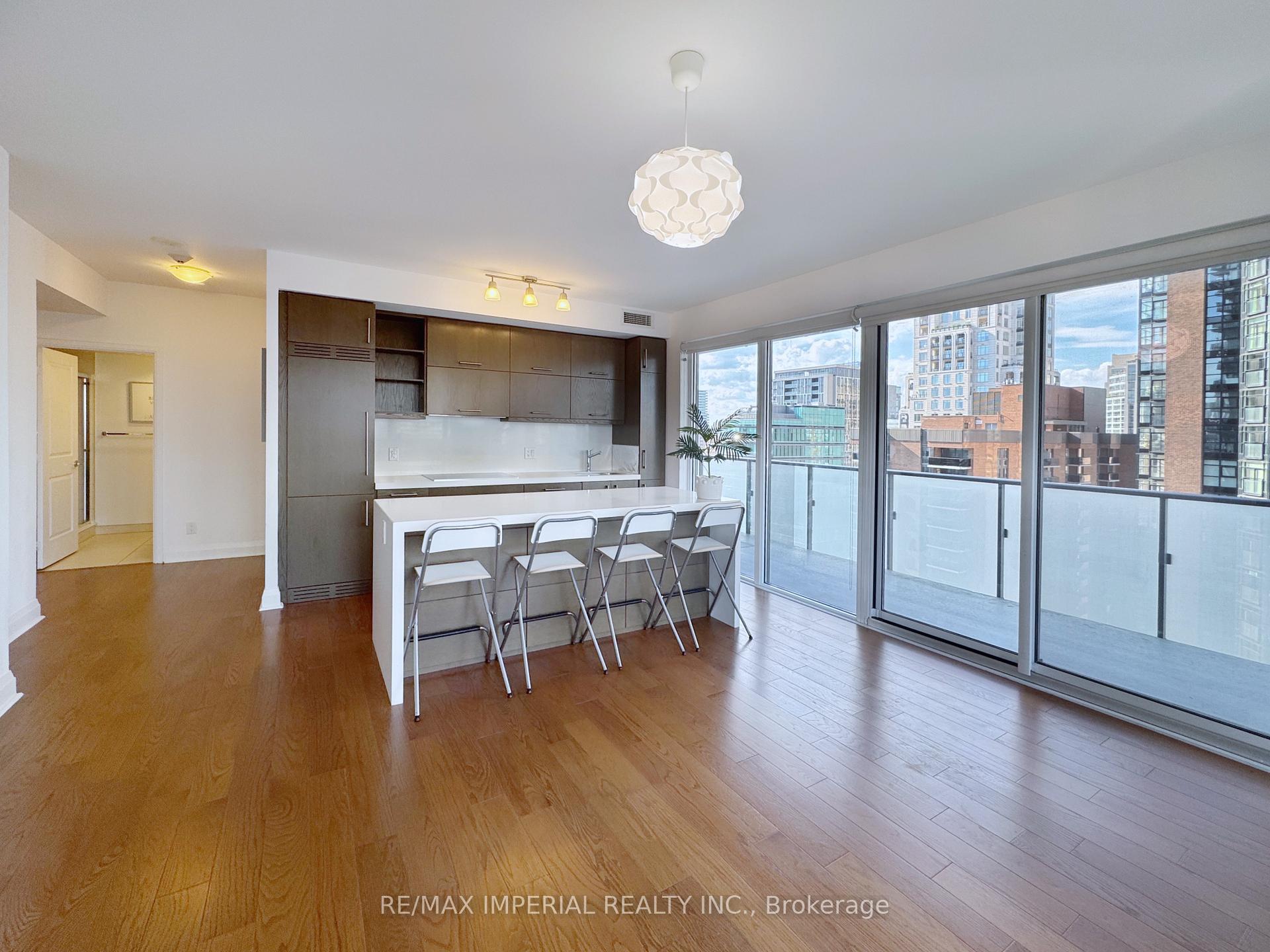 Photo 6 of Unit 1910, Bay 1080 Street E, Toronto, Bay Street Corridor — HOMEH