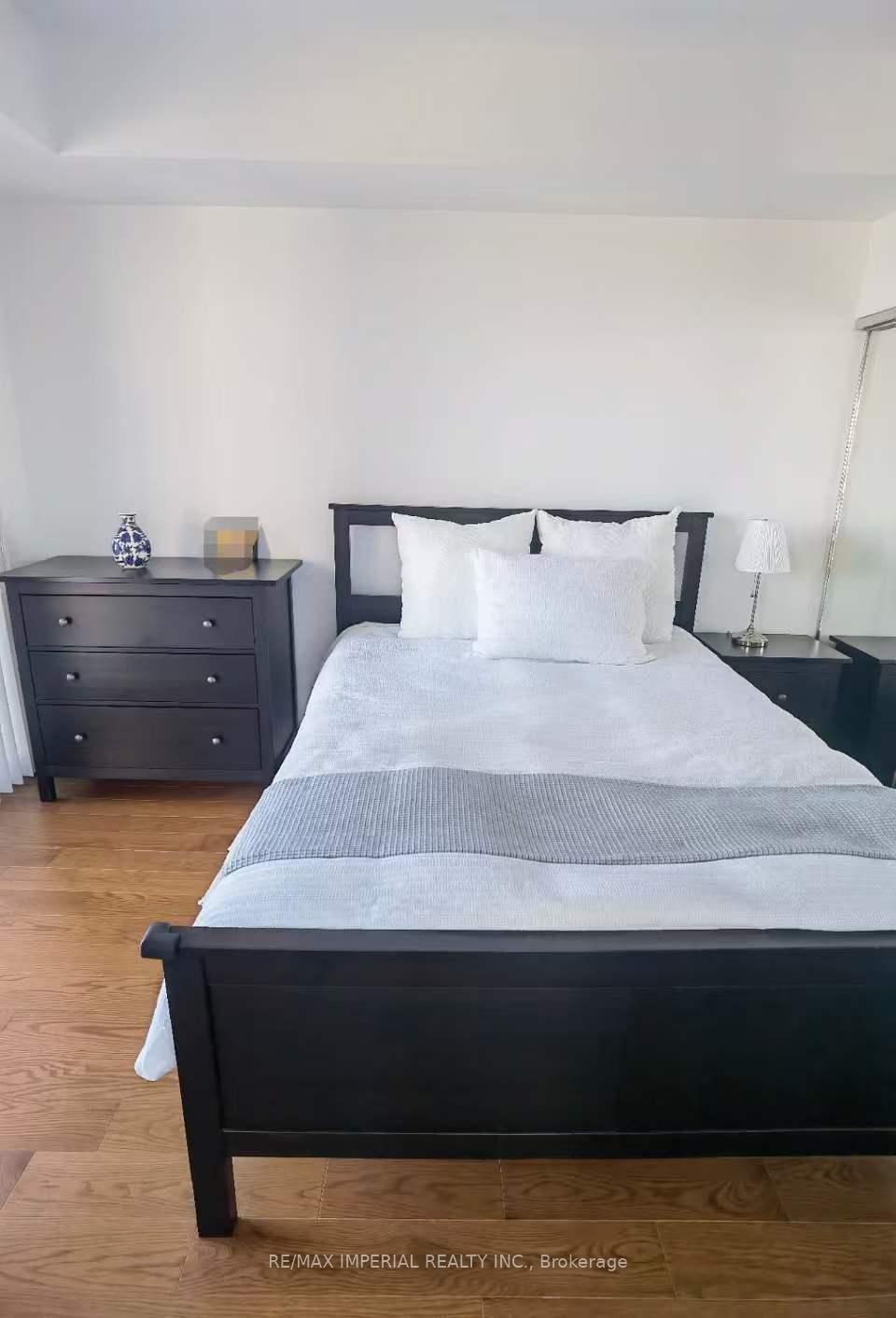 Photo 13 of Unit 1910, Bay 1080 Street E, Toronto, Bay Street Corridor — HOMEH