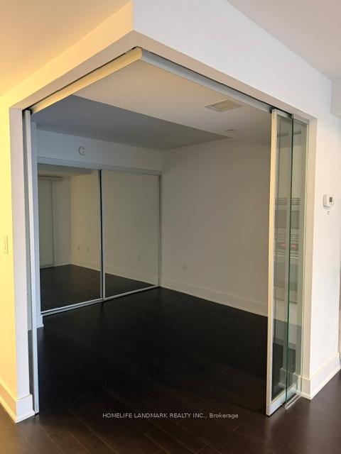Photo 4 of Unit 1316, 955 bay Street, Toronto, Bay Street Corridor — HOMEH