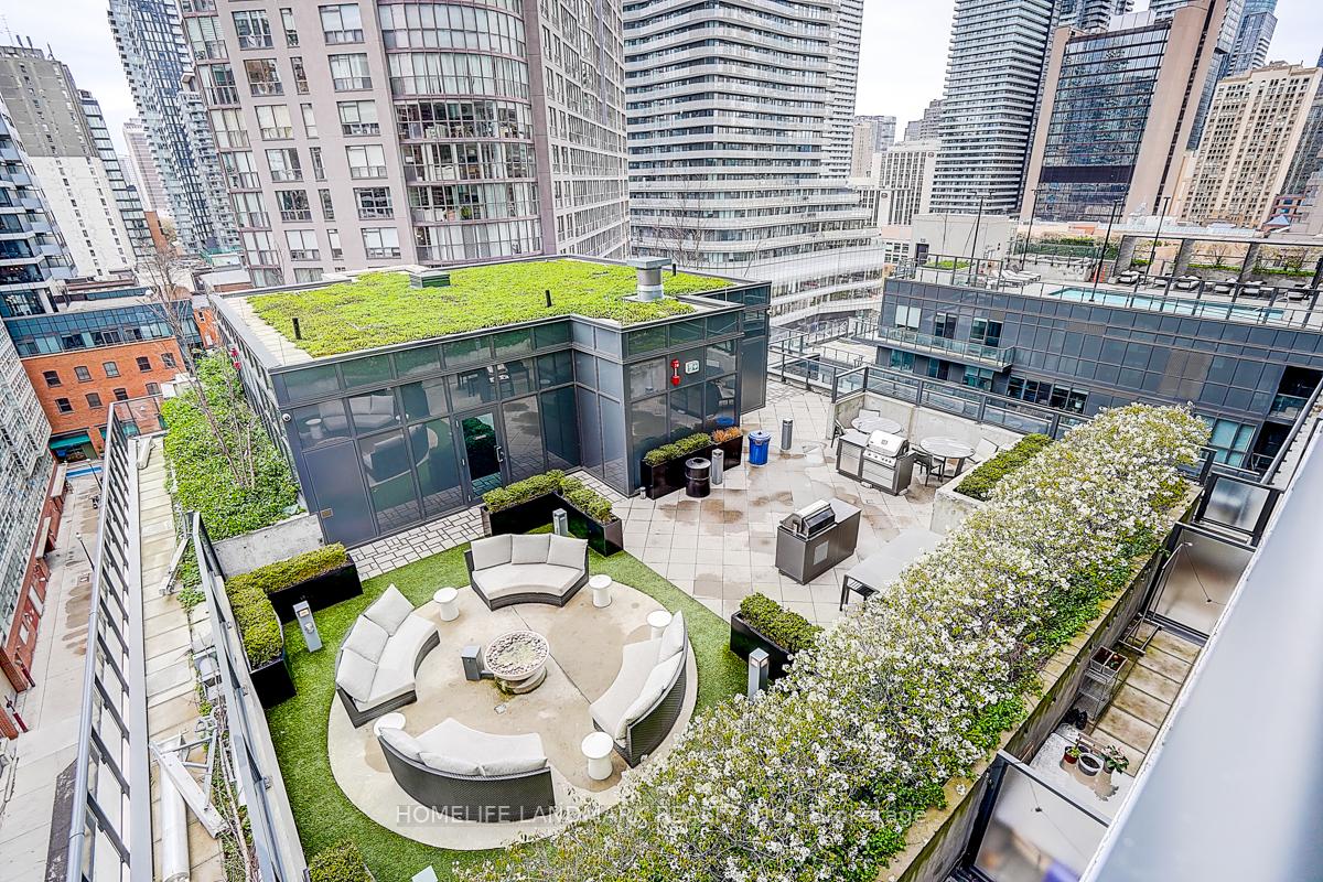 Photo 9 of Unit 1316, 955 bay Street, Toronto, Bay Street Corridor — HOMEH
