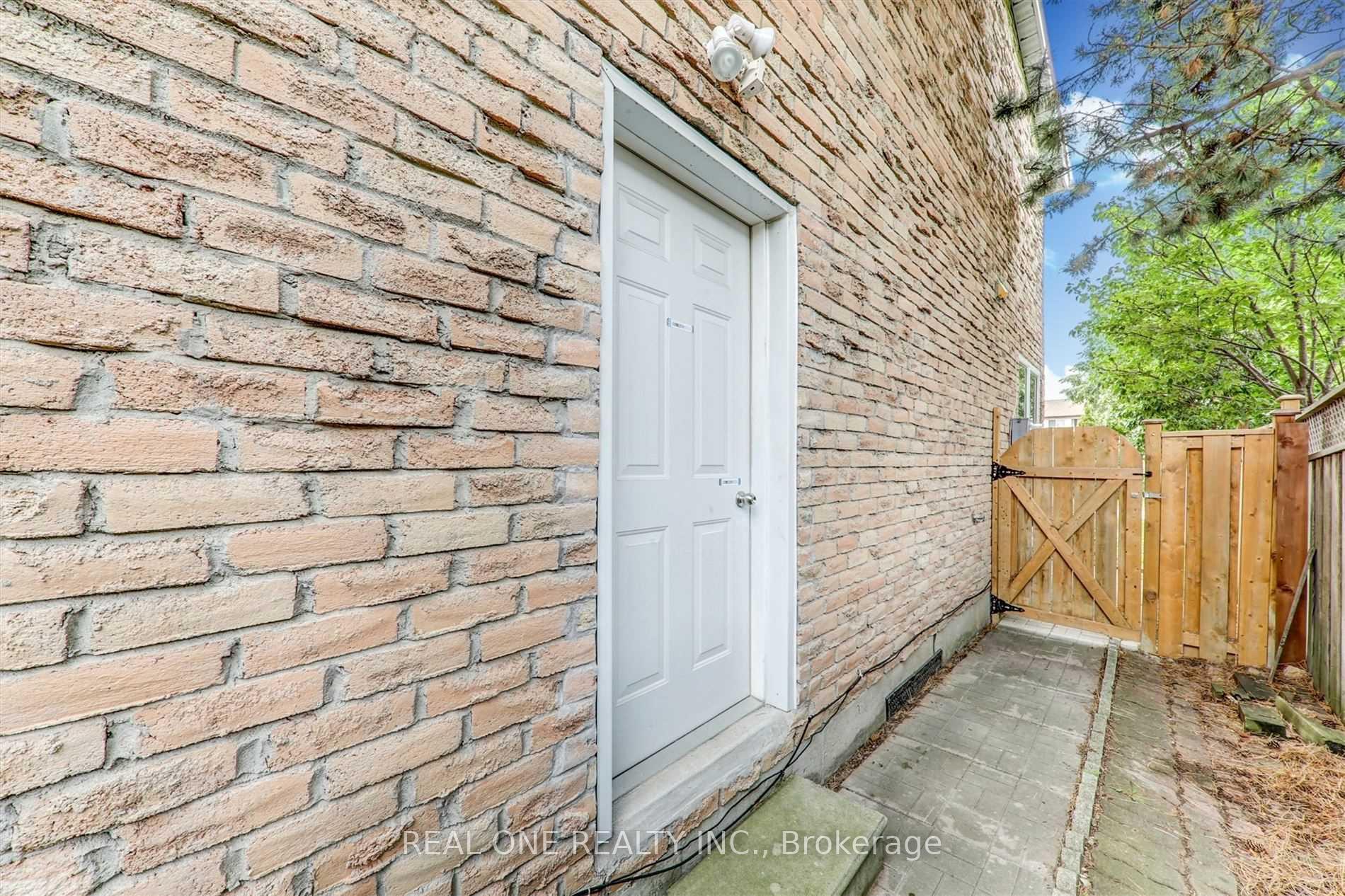 Photo 19 of 2 Maitland Drive, Markham, Milliken Mills West — HOMEH