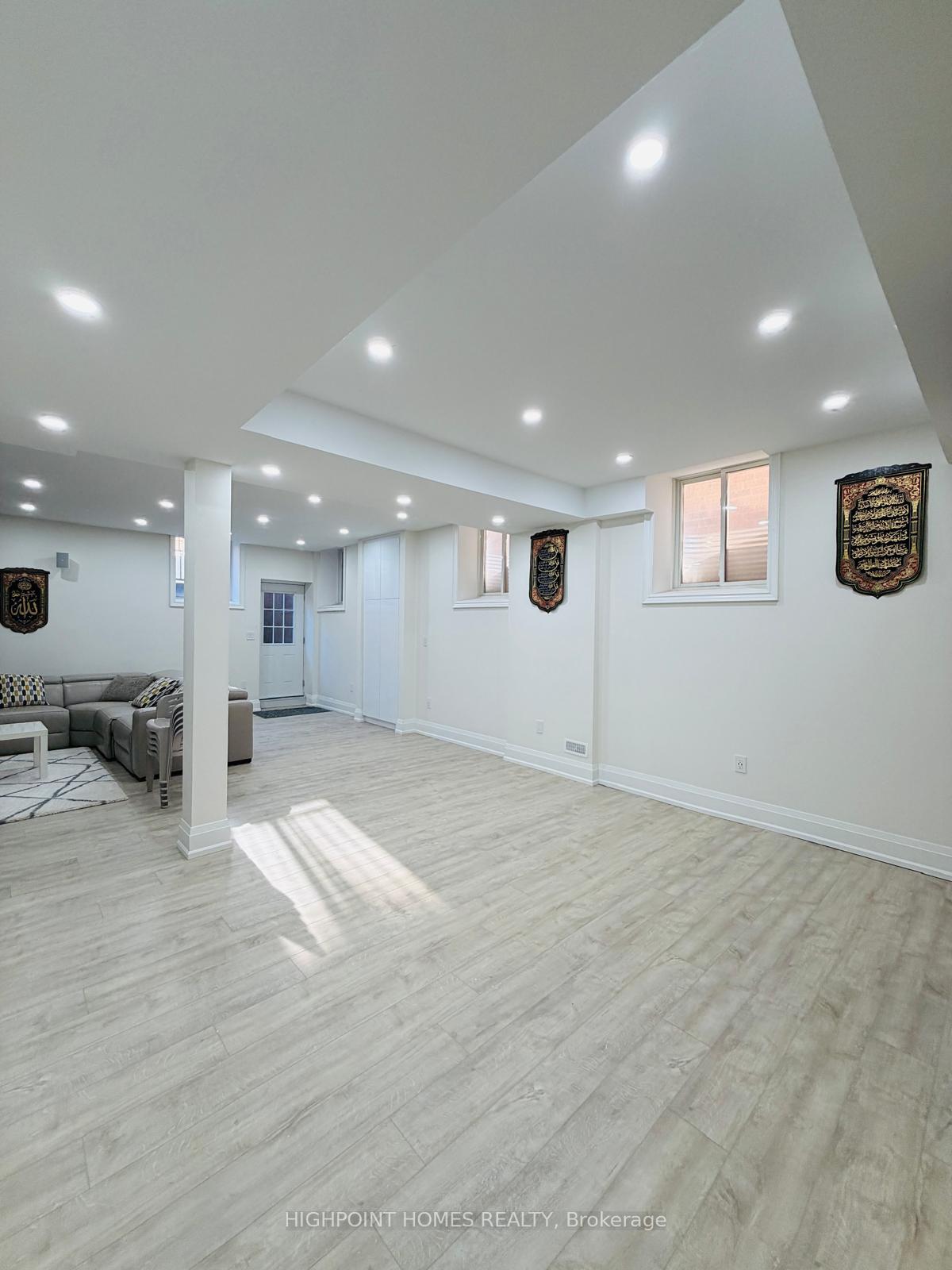 Photo 3 of 24 Charing Cross Gate, Oakville, Glenorchy — HOMEH