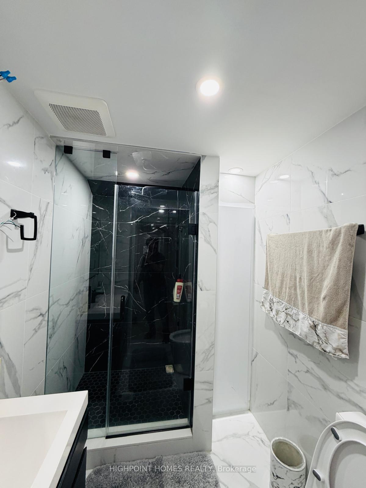 Photo 8 of 24 Charing Cross Gate, Oakville, Glenorchy — HOMEH