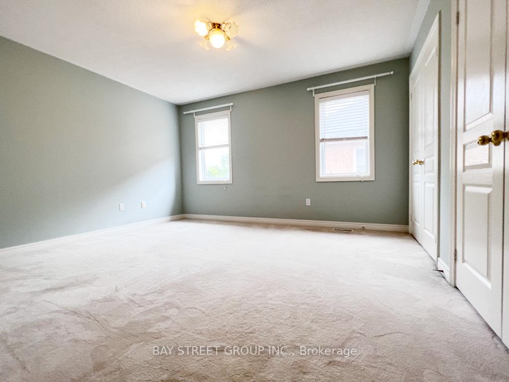 Photo 20 of 49 Forester Crescent, Markham, Cachet — HOMEH