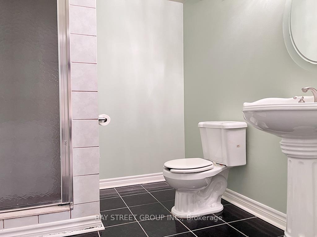 Photo 26 of 49 Forester Crescent, Markham, Cachet — HOMEH