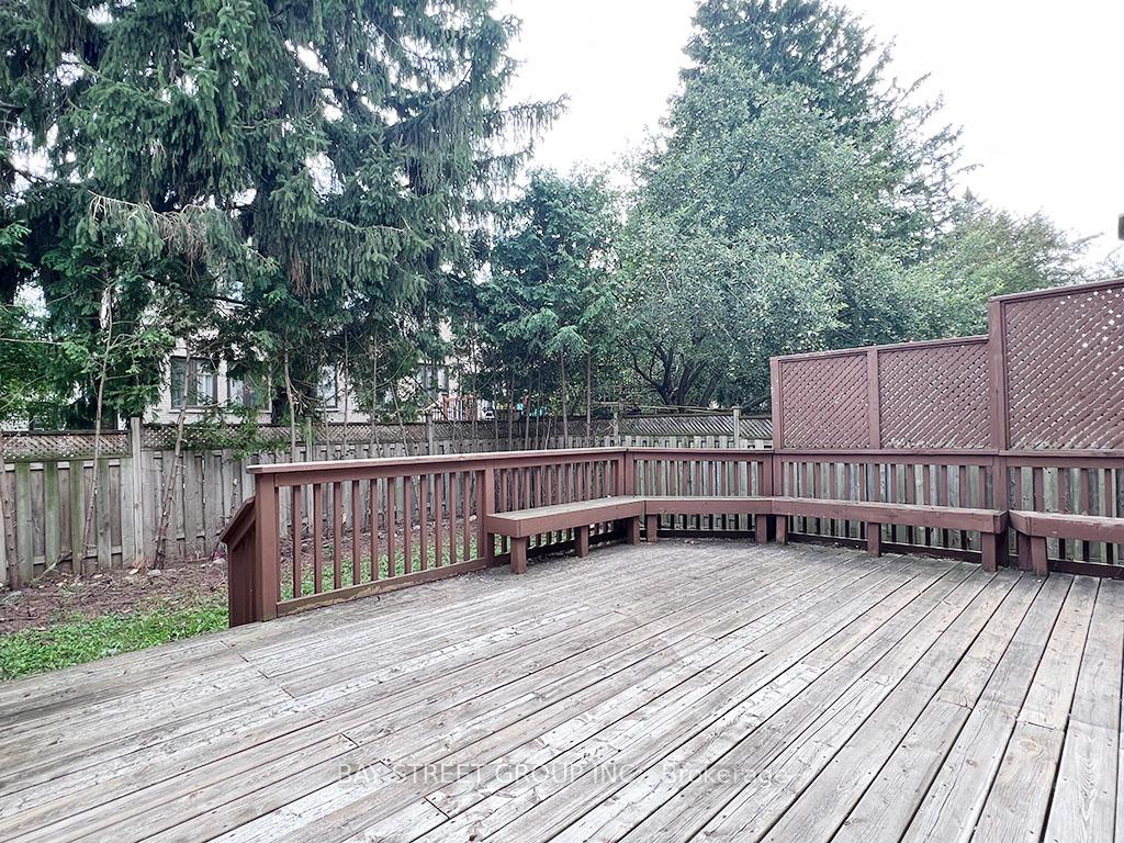 Photo 27 of 49 Forester Crescent, Markham, Cachet — HOMEH