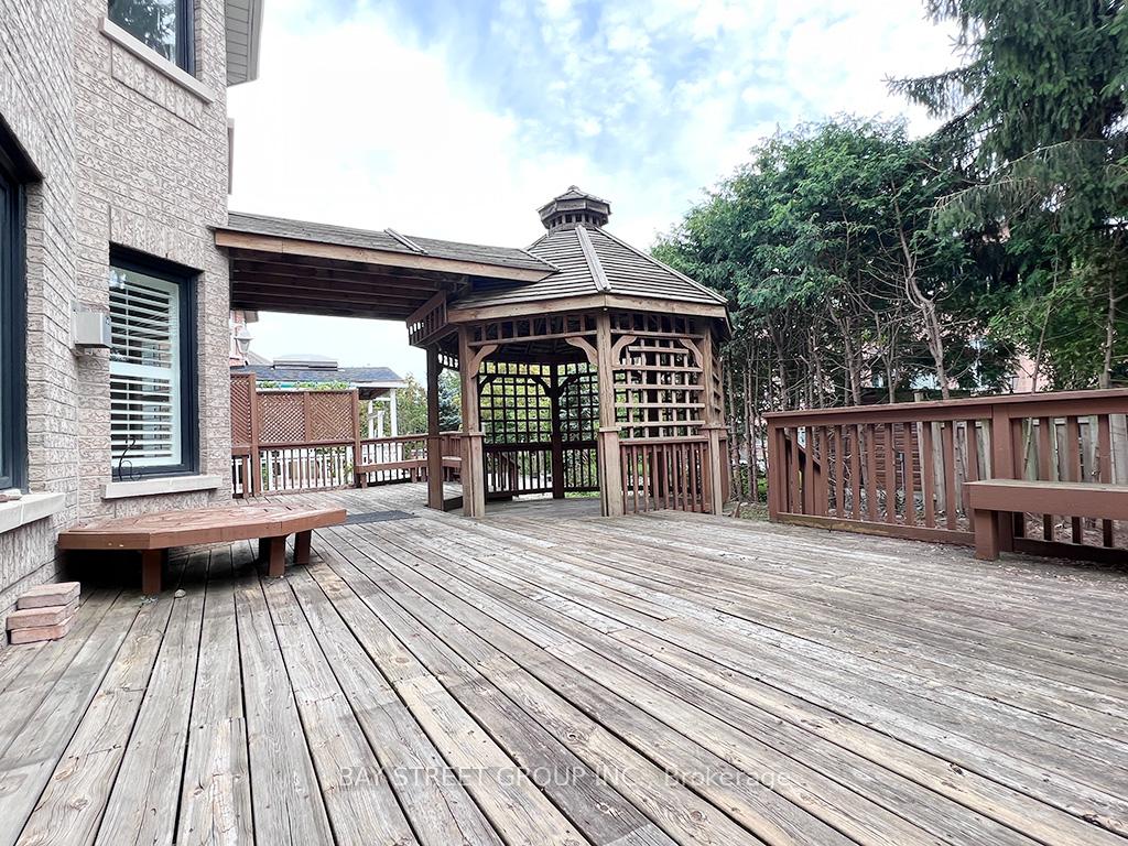 Photo 28 of 49 Forester Crescent, Markham, Cachet — HOMEH