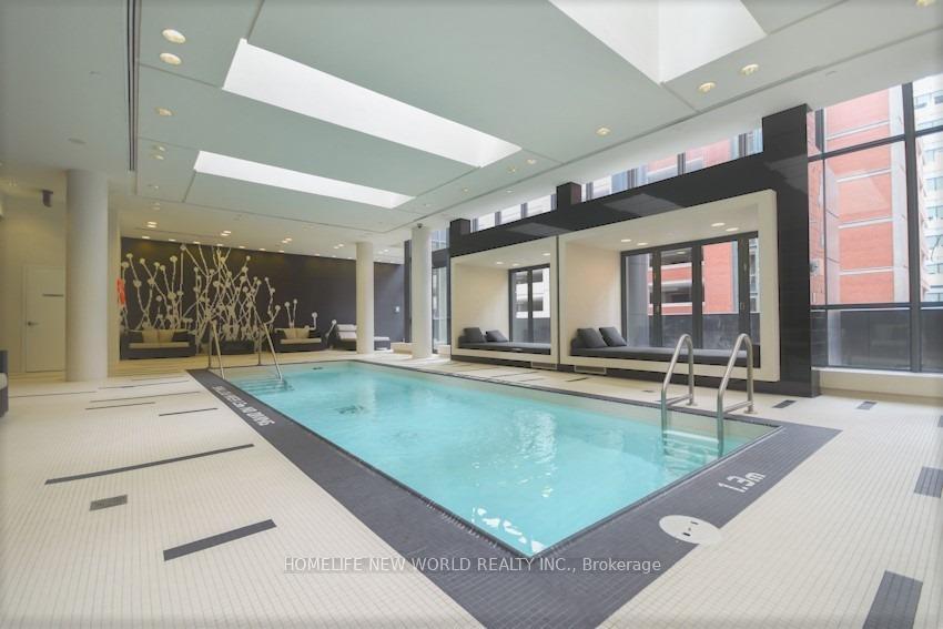 Photo 7 of Unit 808, 770 Bay Street, Toronto, Bay Street Corridor — HOMEH